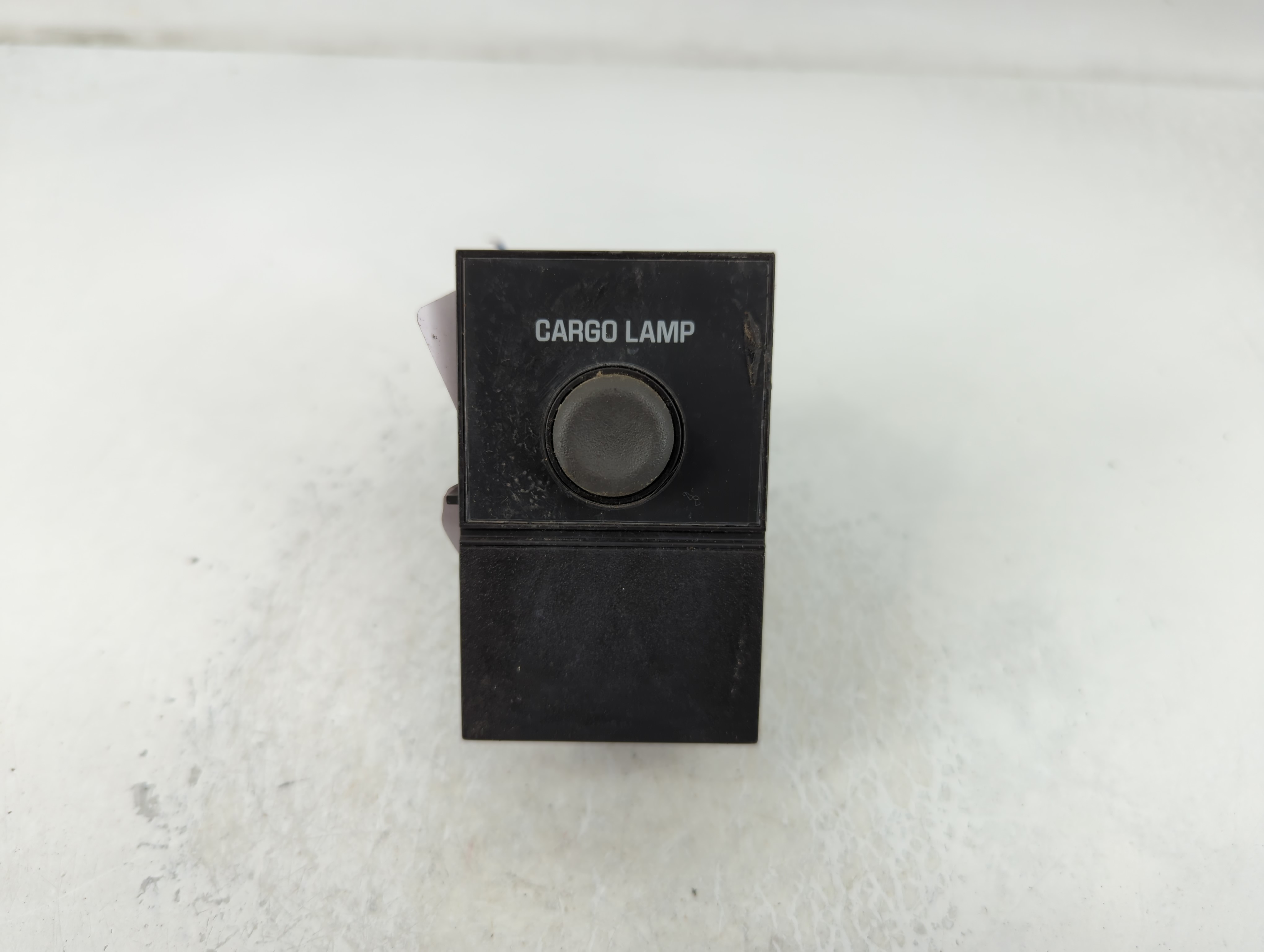 2001 Chevrolet Silverado 2500 Cargo Lamp Switch 776763 - Oemusedautoparts1.com
