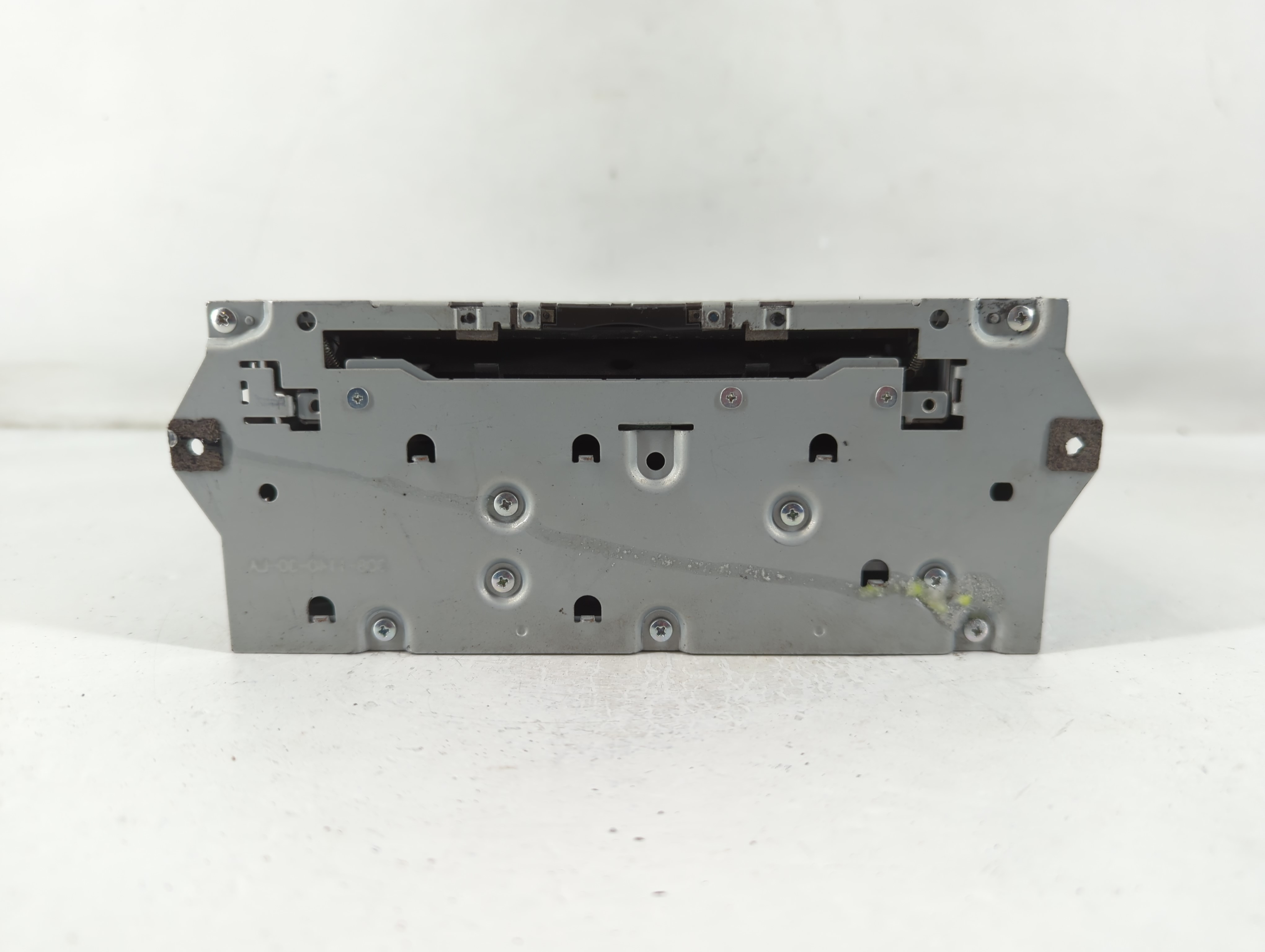 2017-2020 Nissan Pathfinder Am Fm Cd Player Radio Receiver 776842 - Oemusedautoparts1.com