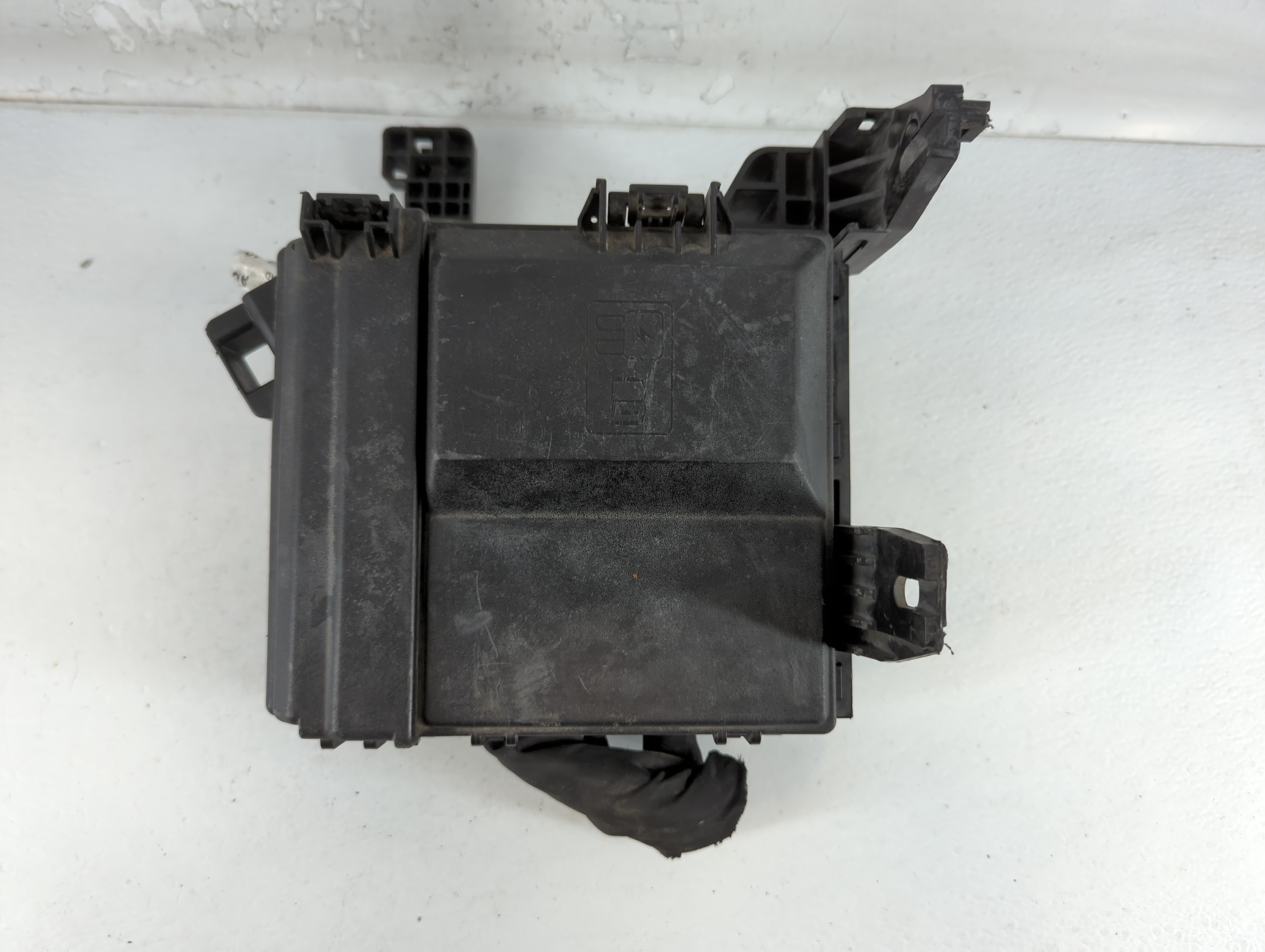 2018-2020 Ford F-150 Fusebox Fuse Box Relay Module Jl3t-14300-ad 776856 - Oemusedautoparts1.com