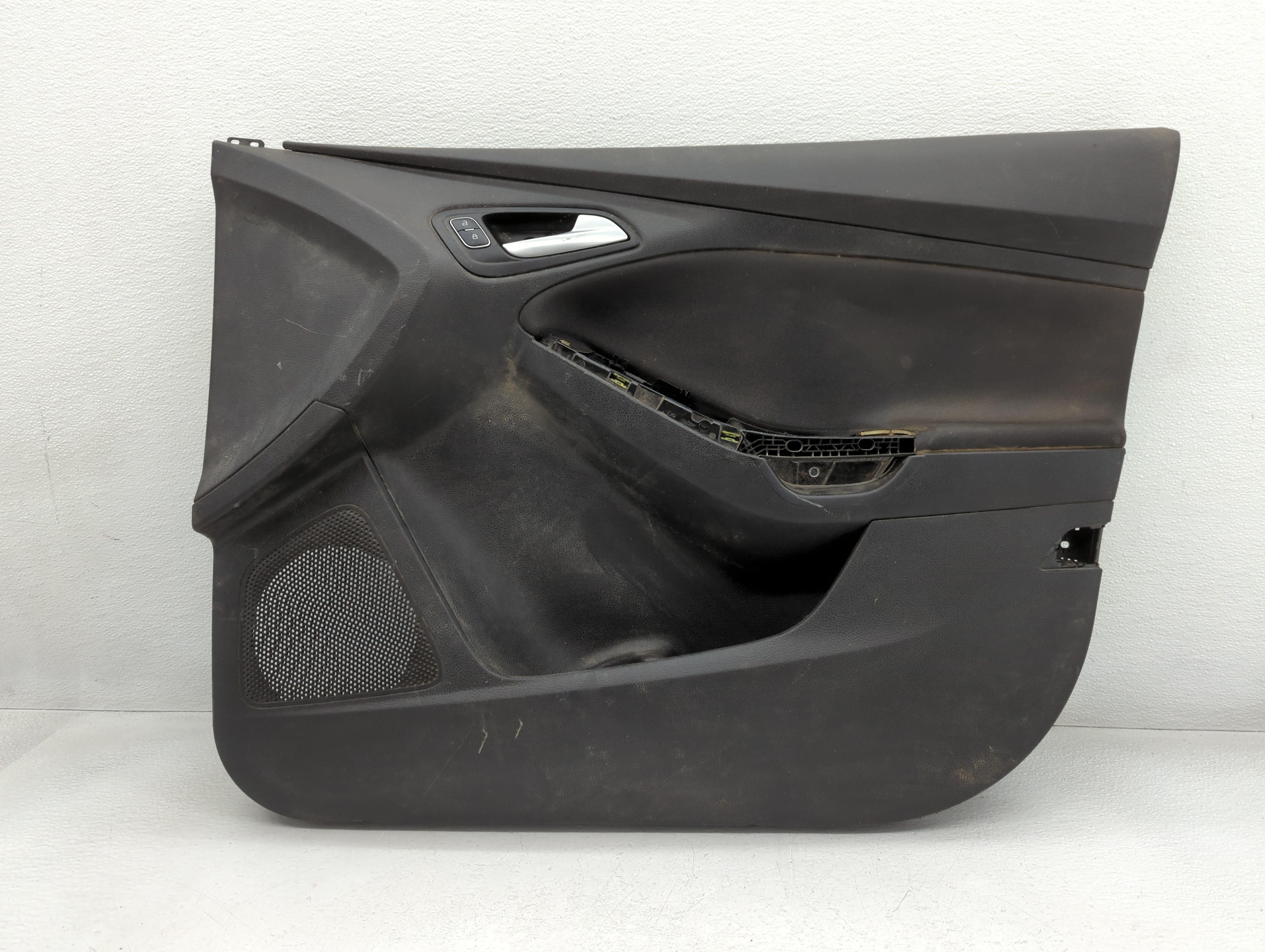 Picture of 2015-2018 Ford Focus Passenger Front Door Oem Black 776876