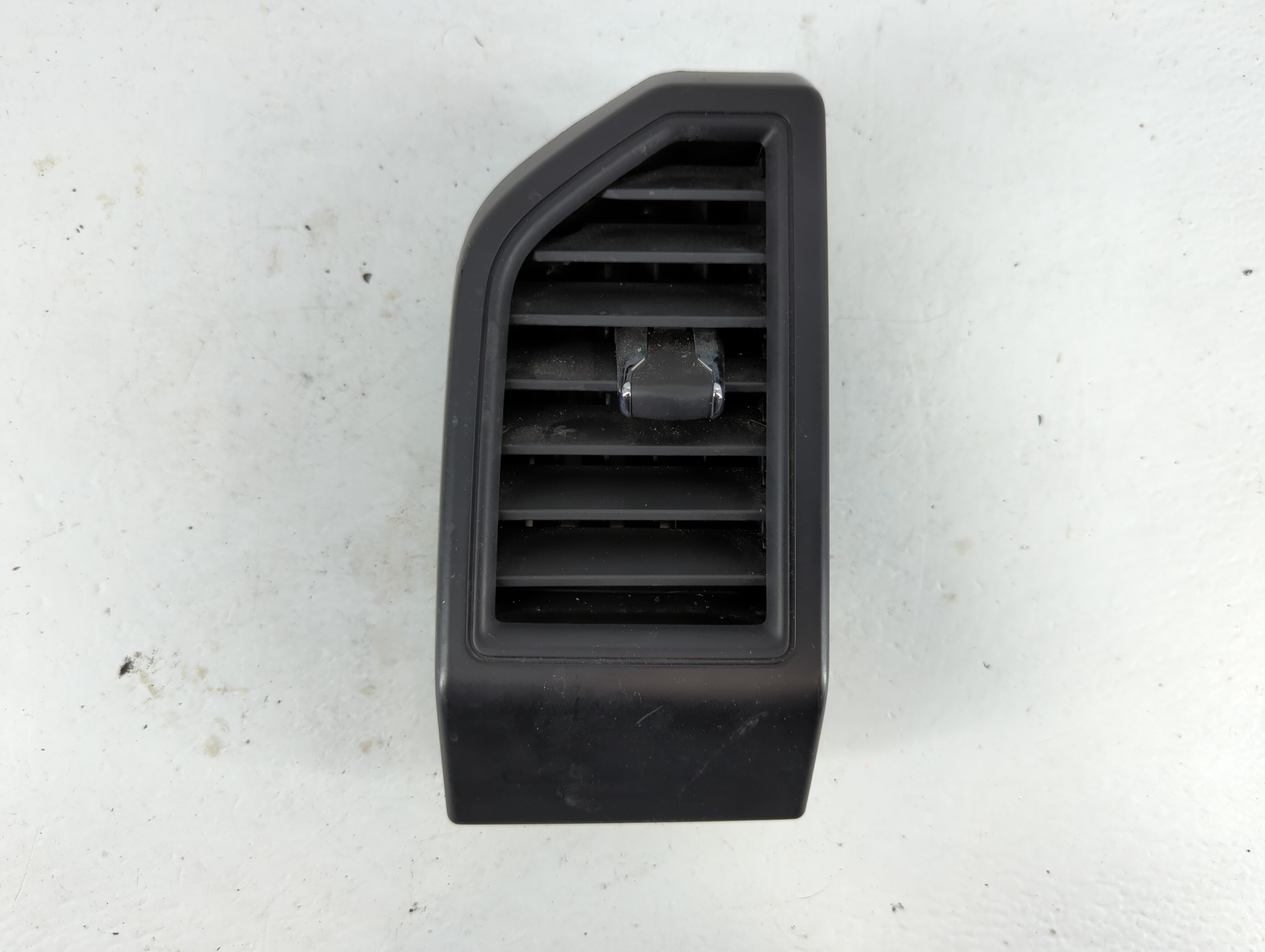 Picture of 2018 Ford F-150 DASHBOARD RIGHT SIDE OUTER AIR VENT W/ BEZEL TRIM  776888