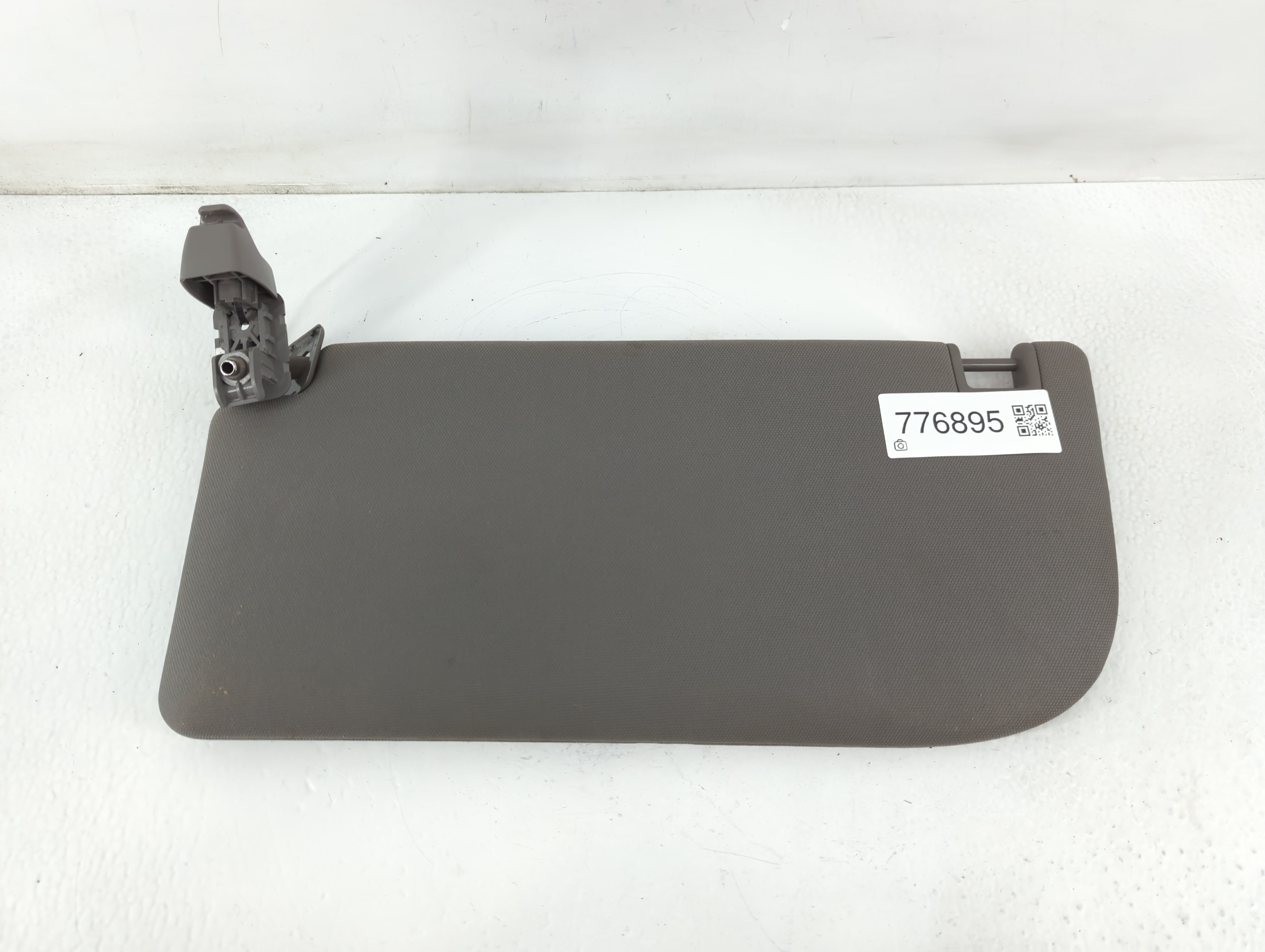 2018-2020 Ford F-150 Driver Sun Visor Mirror Left Sunvisor Grey 776895 - Oemusedautoparts1.com