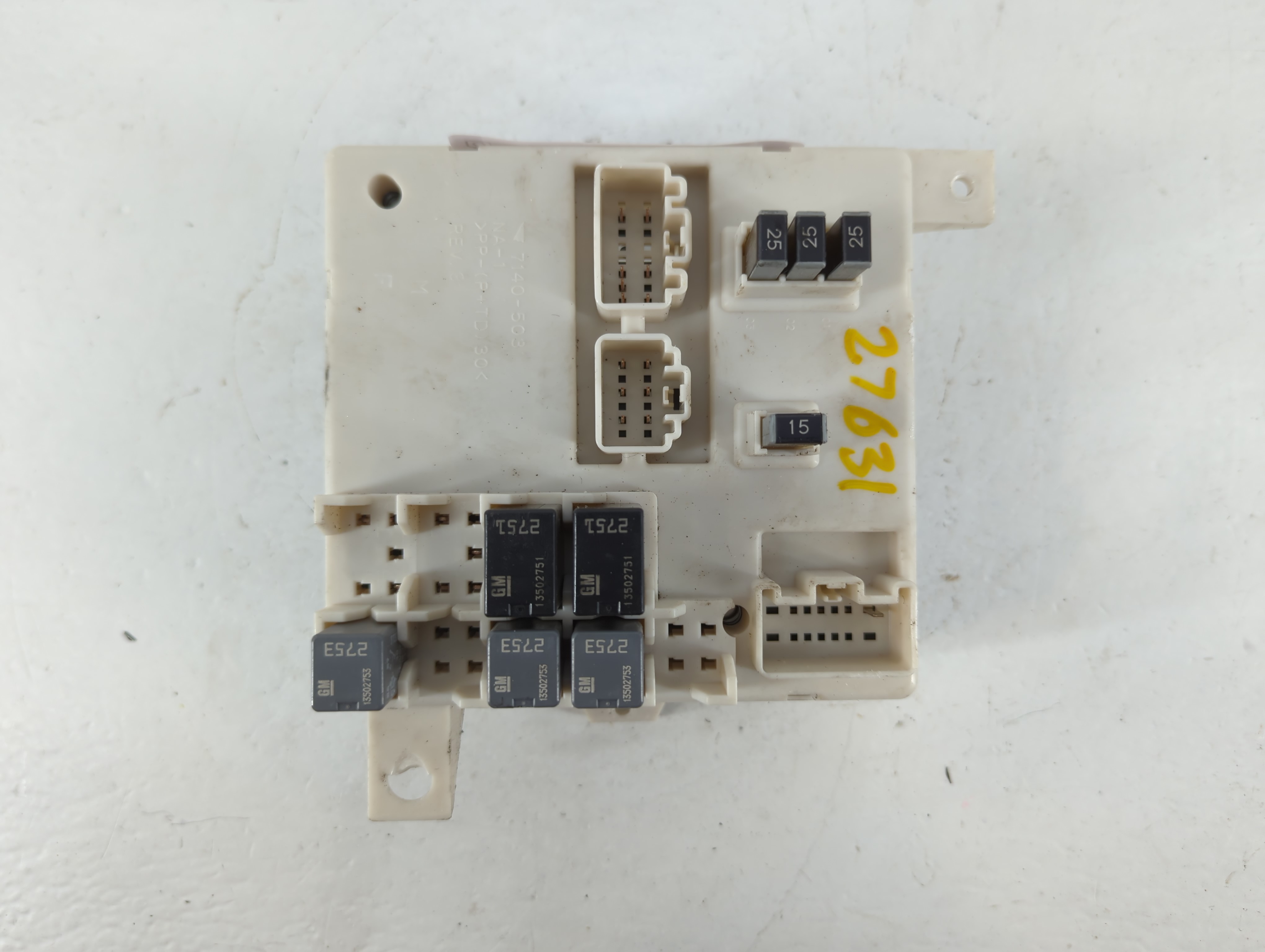 Picture of 2011-2014 Cadillac Cts Fusebox Fuse Box Relay Module 22782849 776970