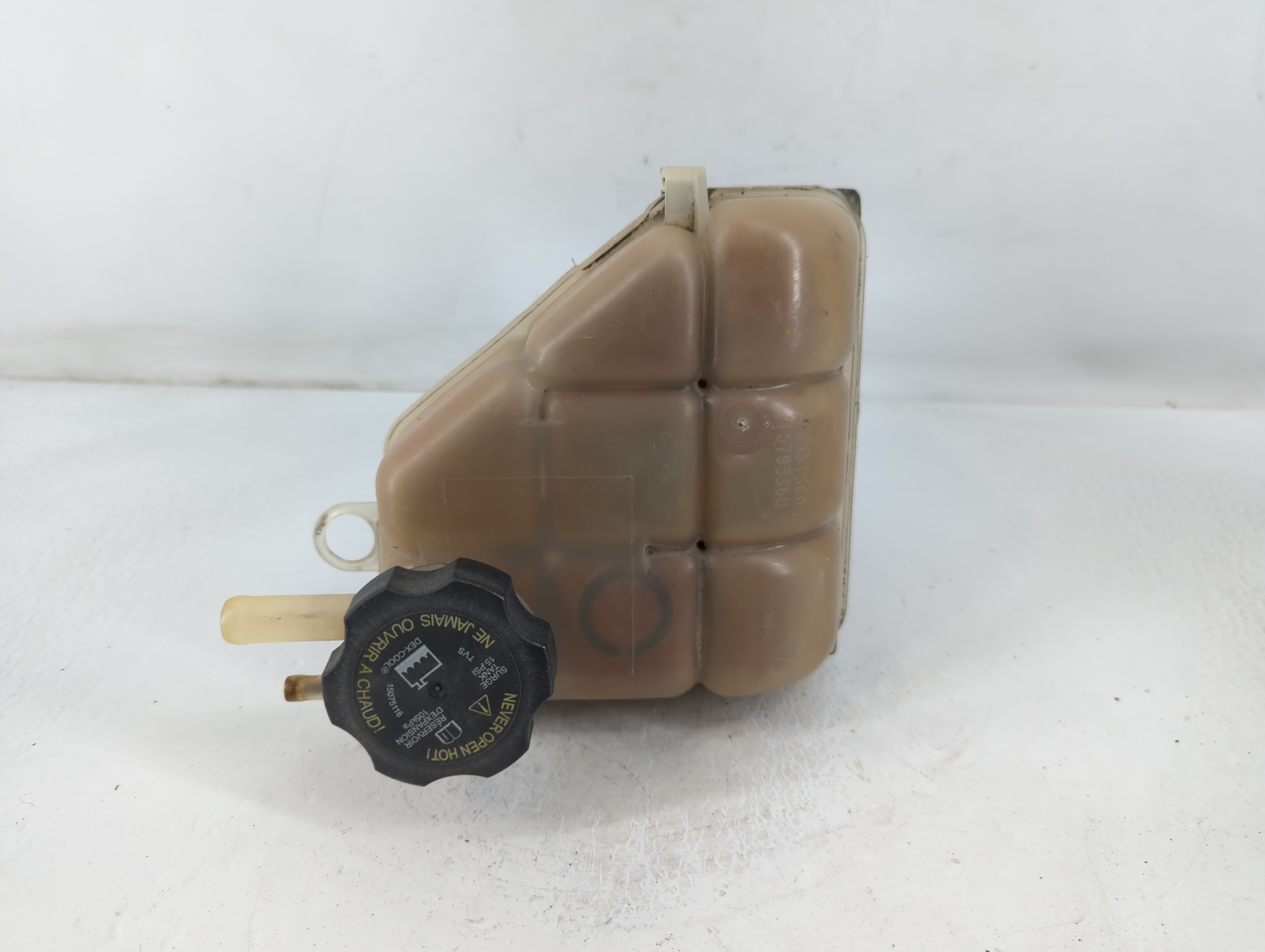 2006 Chevrolet Malibu Radiator Coolant Overflow Expansion Tank Bottle 776994 - Oemusedautoparts1.com