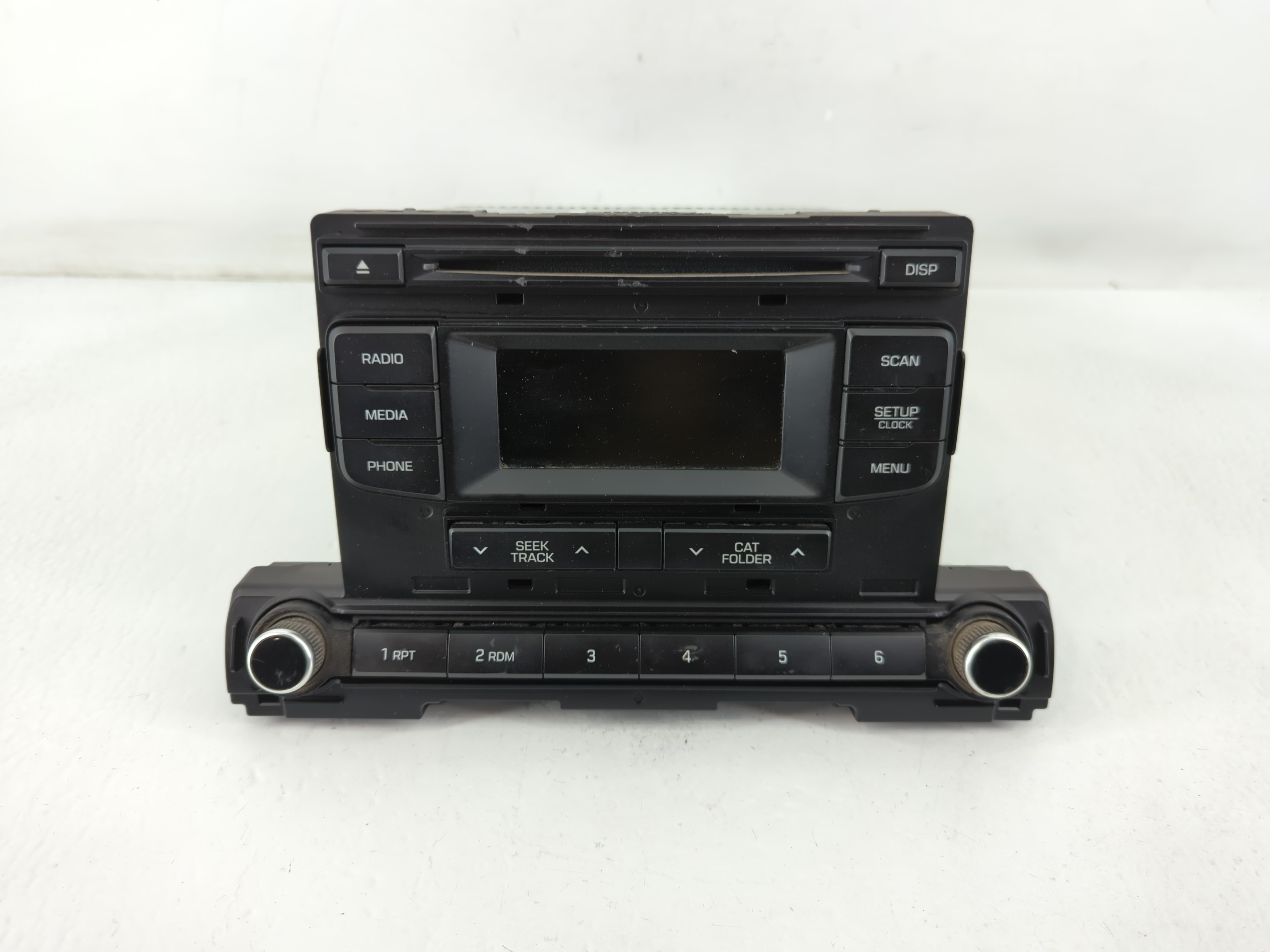 2017-2018 Hyundai Elantra Am Fm Cd Player Radio Receiver 777023 - Oemusedautoparts1.com