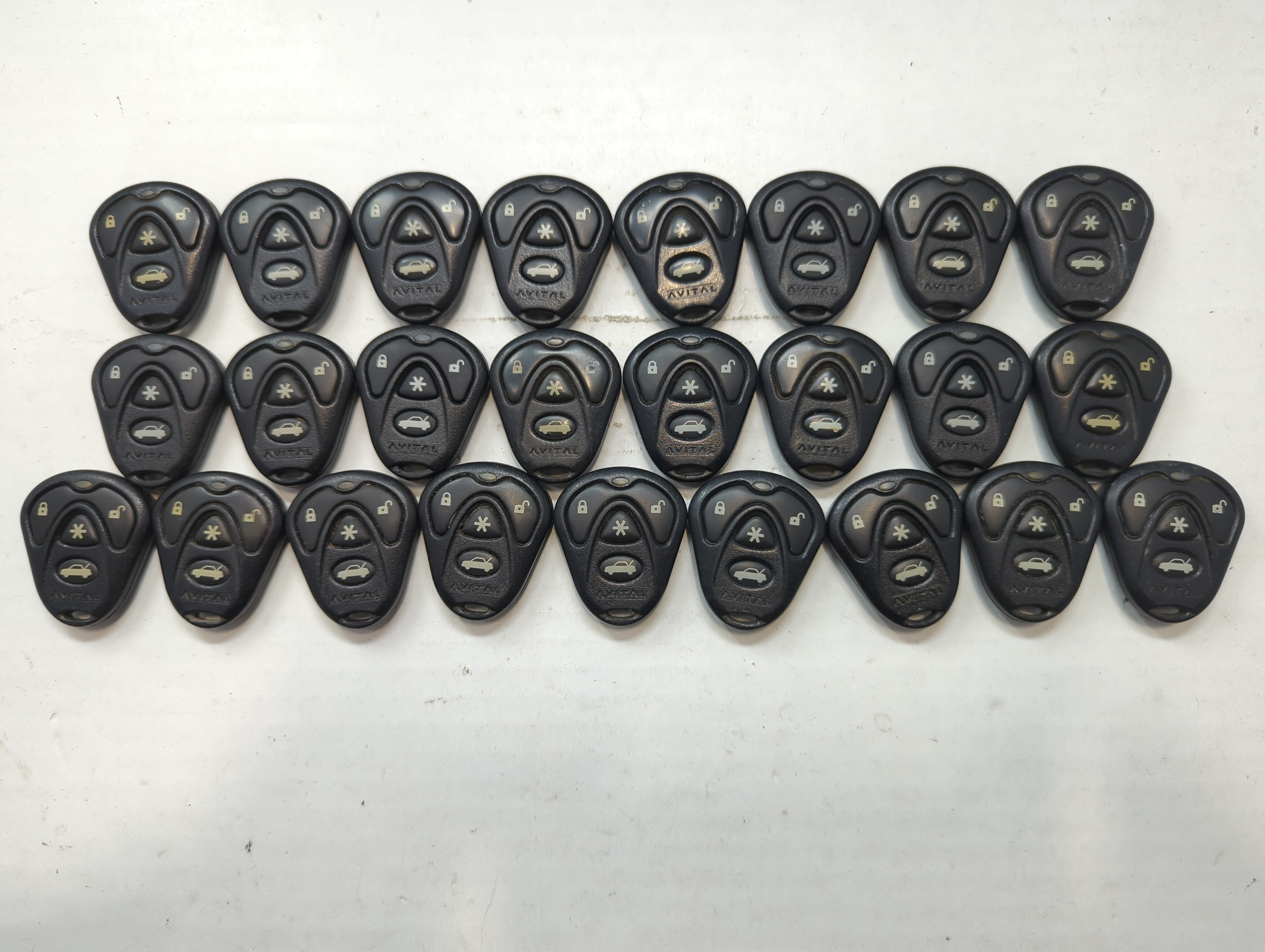 Lot of 25 Aftermarket Avital Keyless Entry Remote Fob EZSDEI474S 777035 - Oemusedautoparts1.com