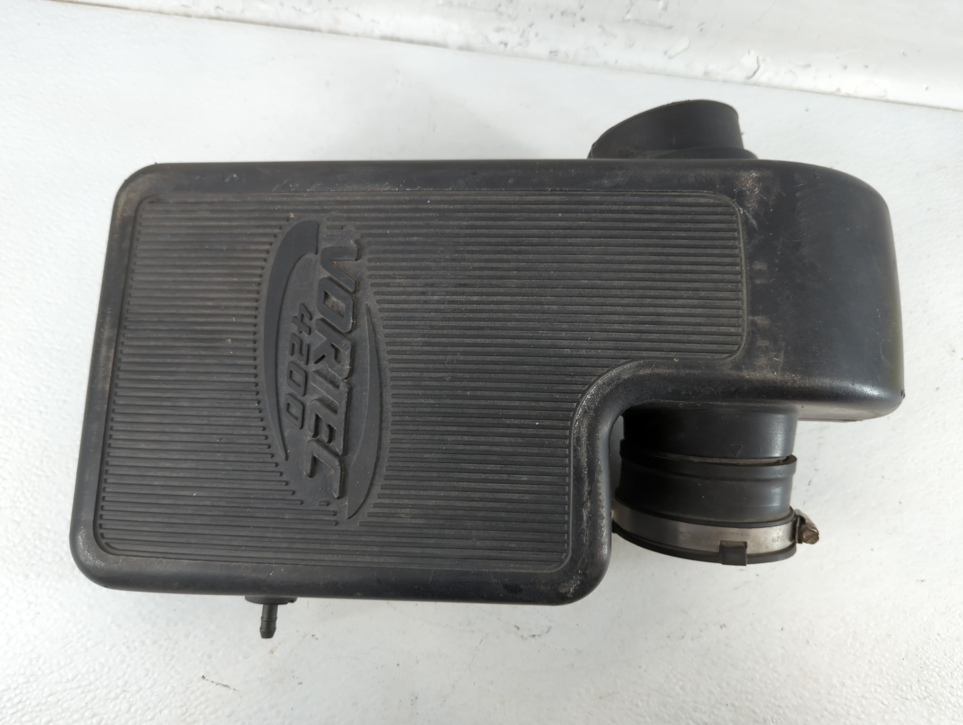 Picture of 2007 Gmc Envoy Air Cleaner Intake Duct Hose Tube 777055