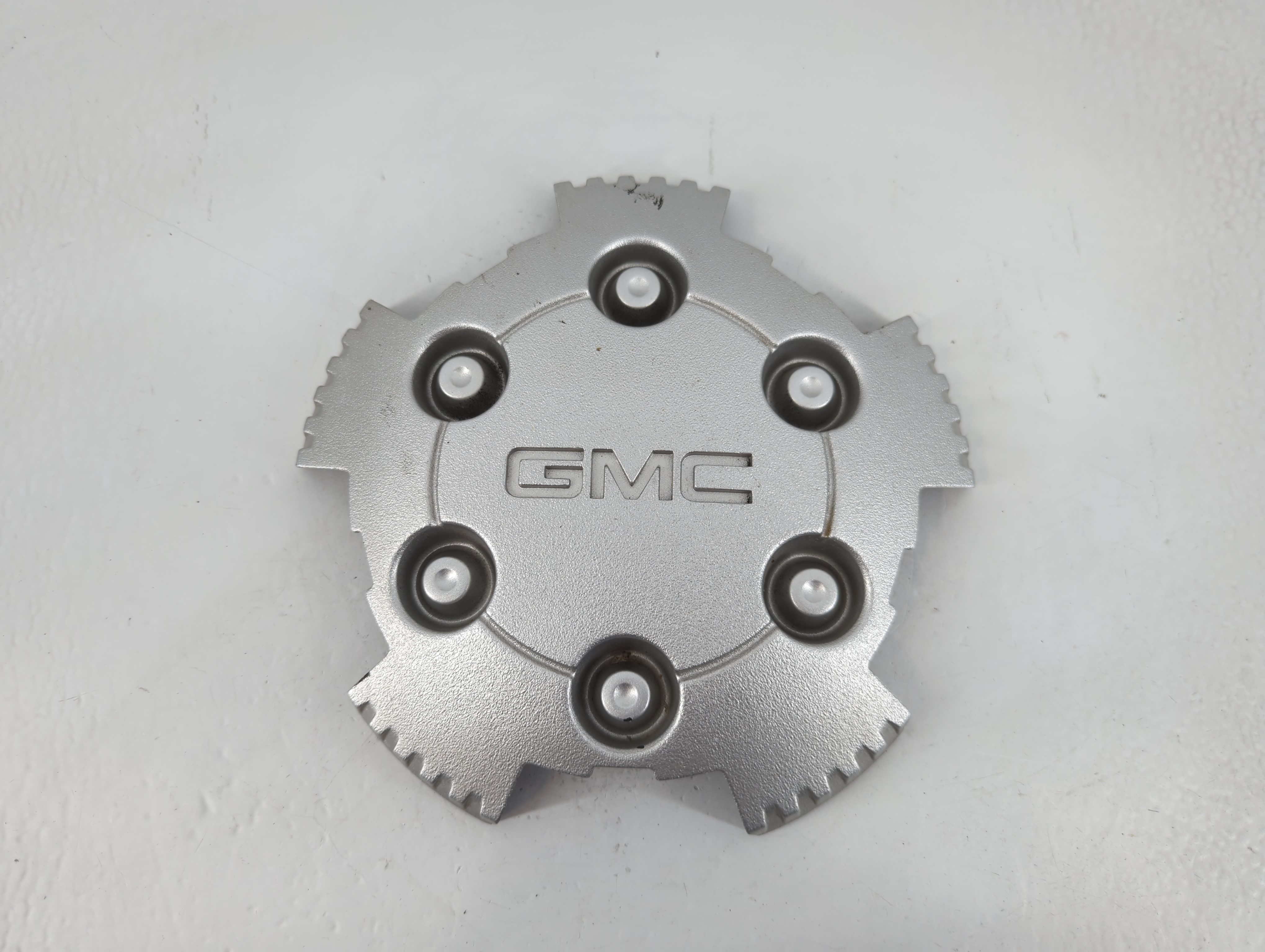 2006 Gmc Canyon Center Cap Oem 777059 - Oemusedautoparts1.com