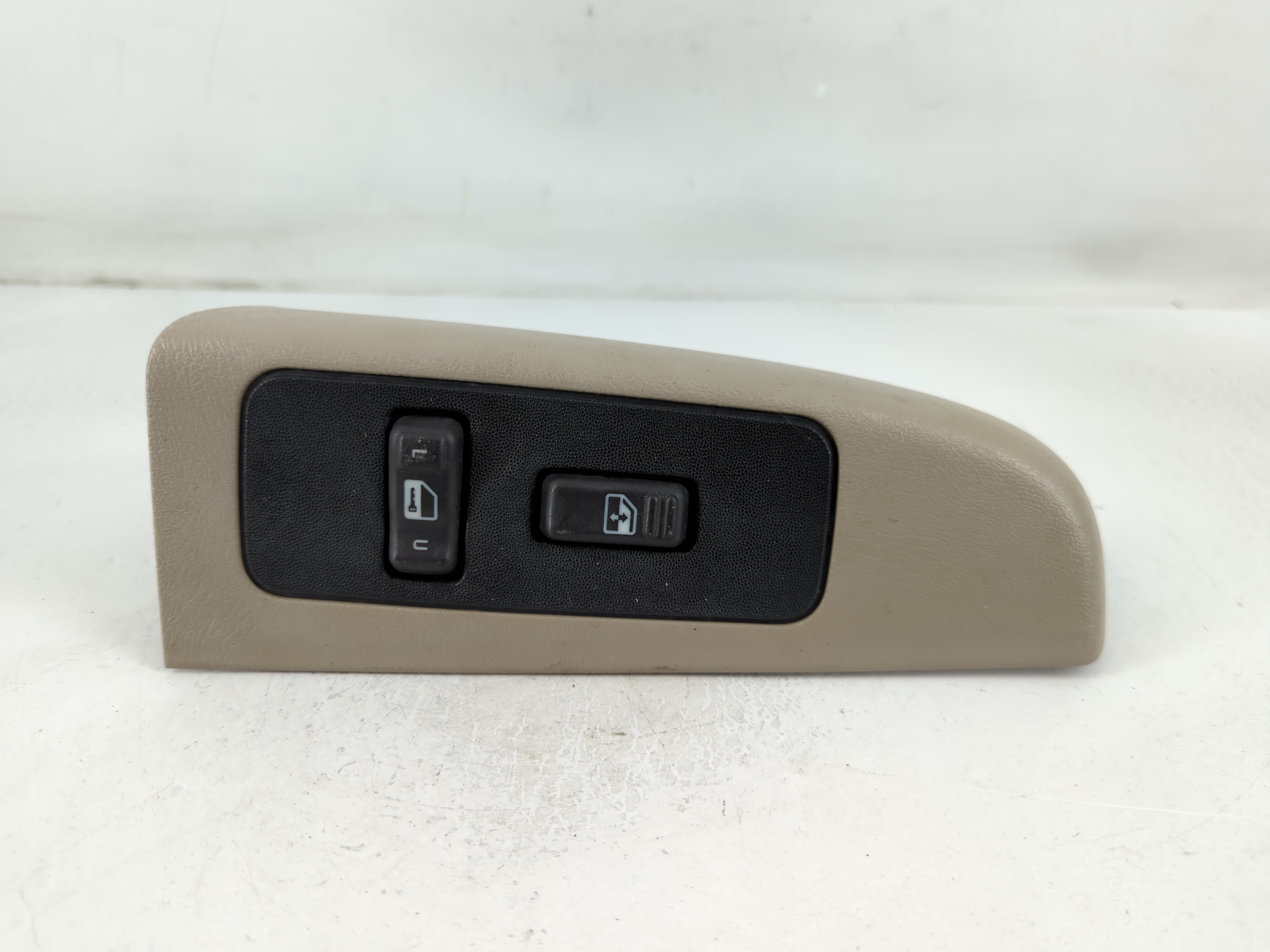 Picture of Cadillac Escalade Driver Left Door Master Power Window Switch 777075