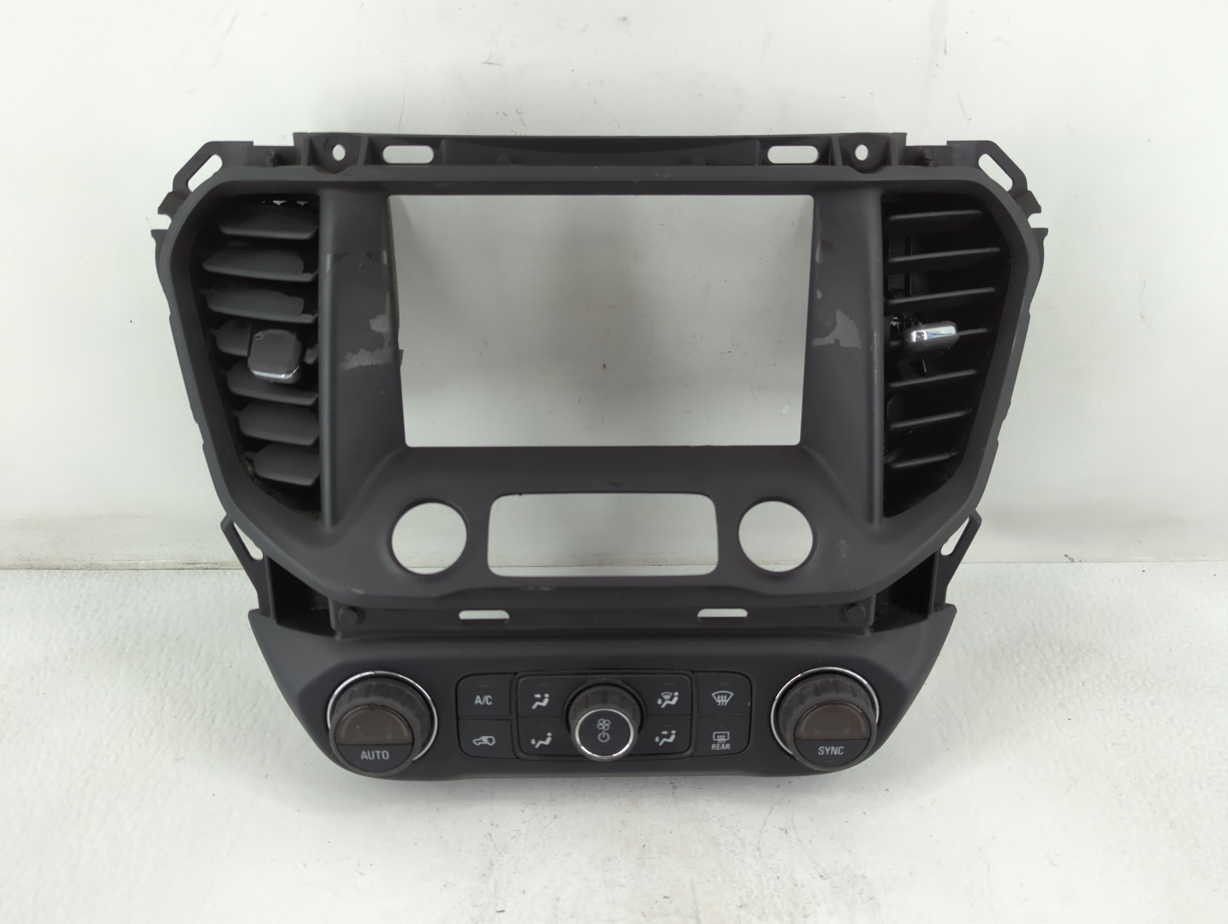 2017-2017 Gmc Acadia Am Fm Cd Player Radio Receiver 777106 - Oemusedautoparts1.com