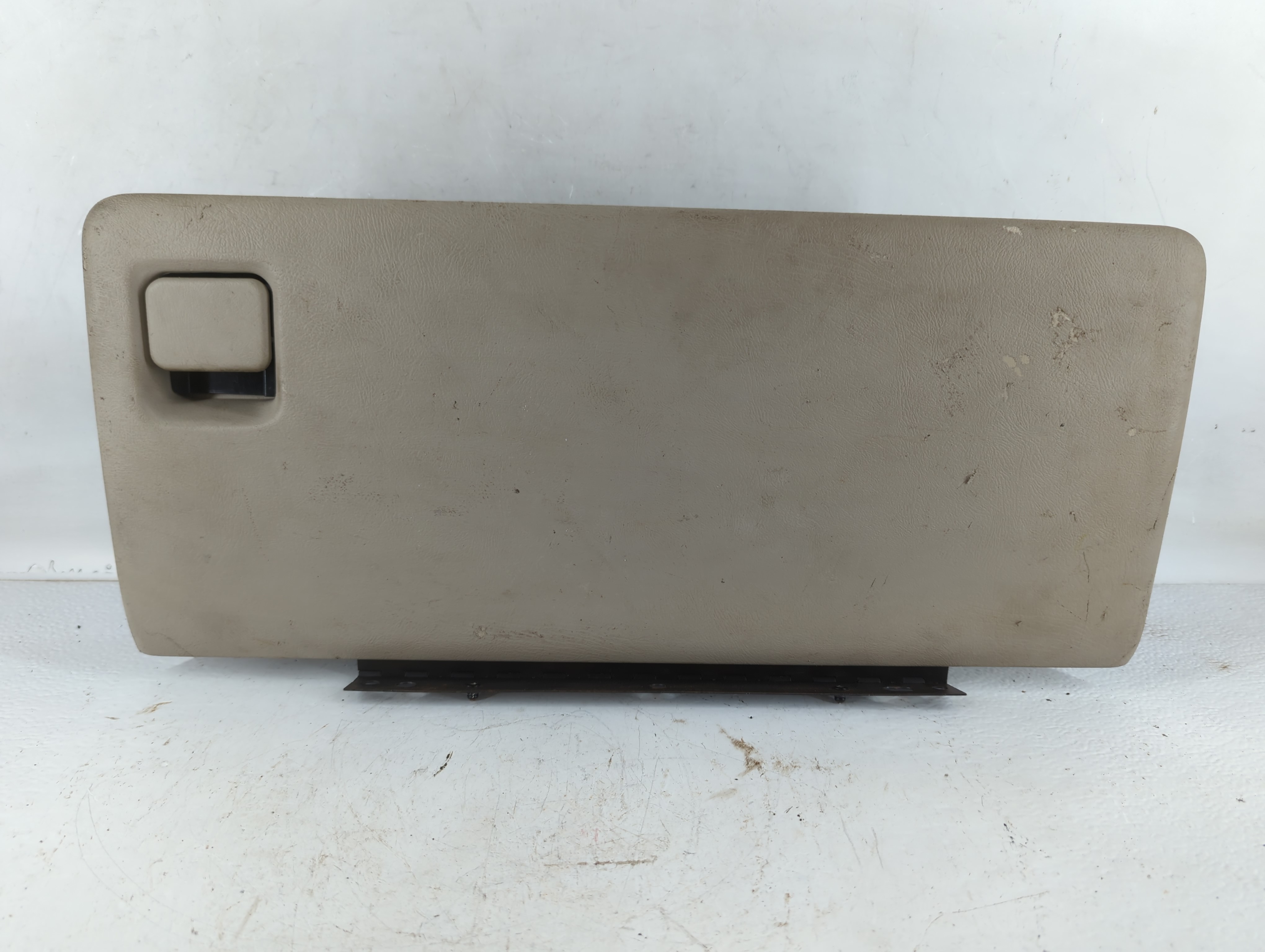 2002 Cadillac Escalade Passenger Glove Box Door Storage Compartment 777113 - Oemusedautoparts1.com