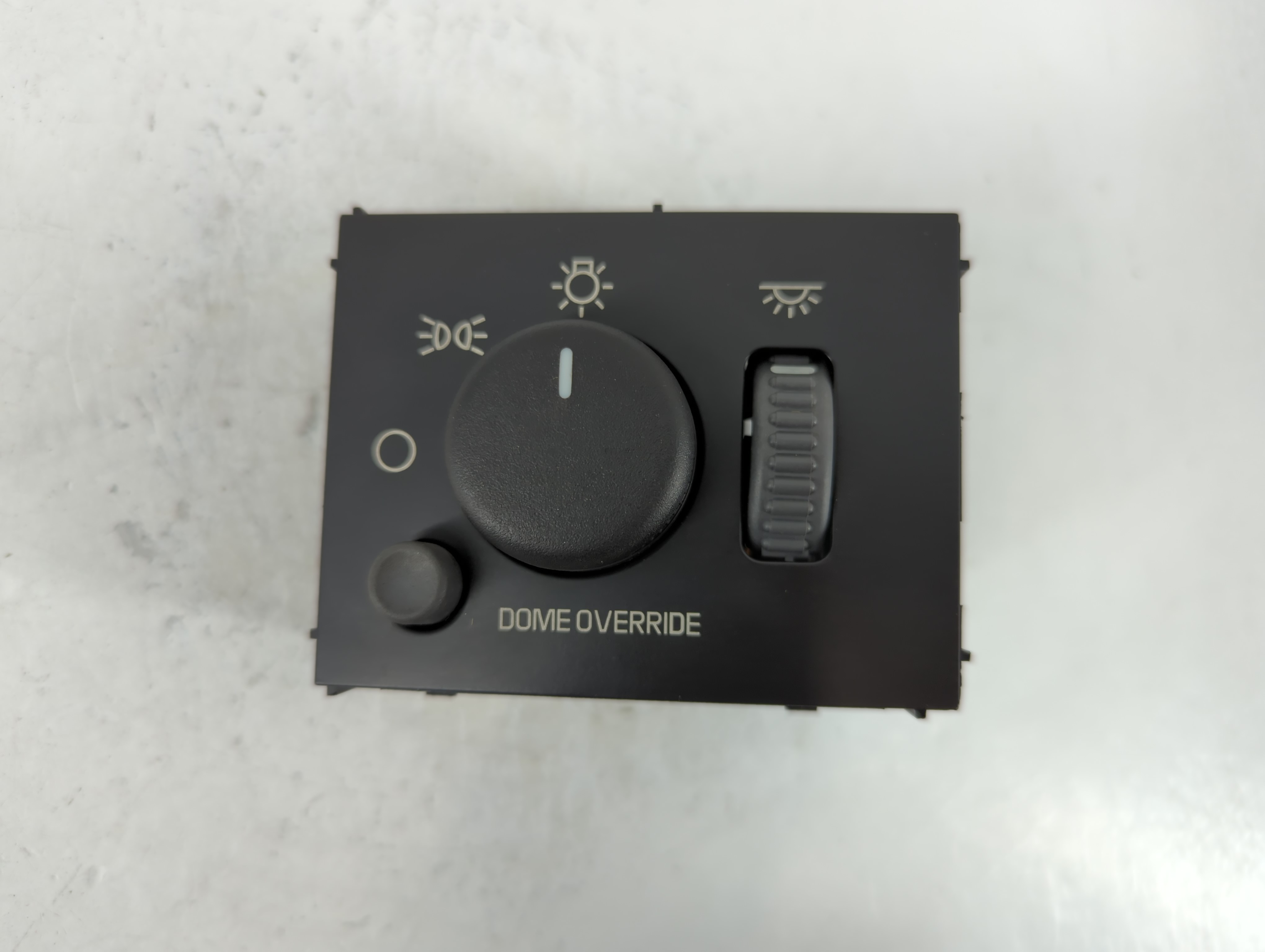 2002 Cadillac Escalade Headlight Lamp Control Switch 777114 - Oemusedautoparts1.com