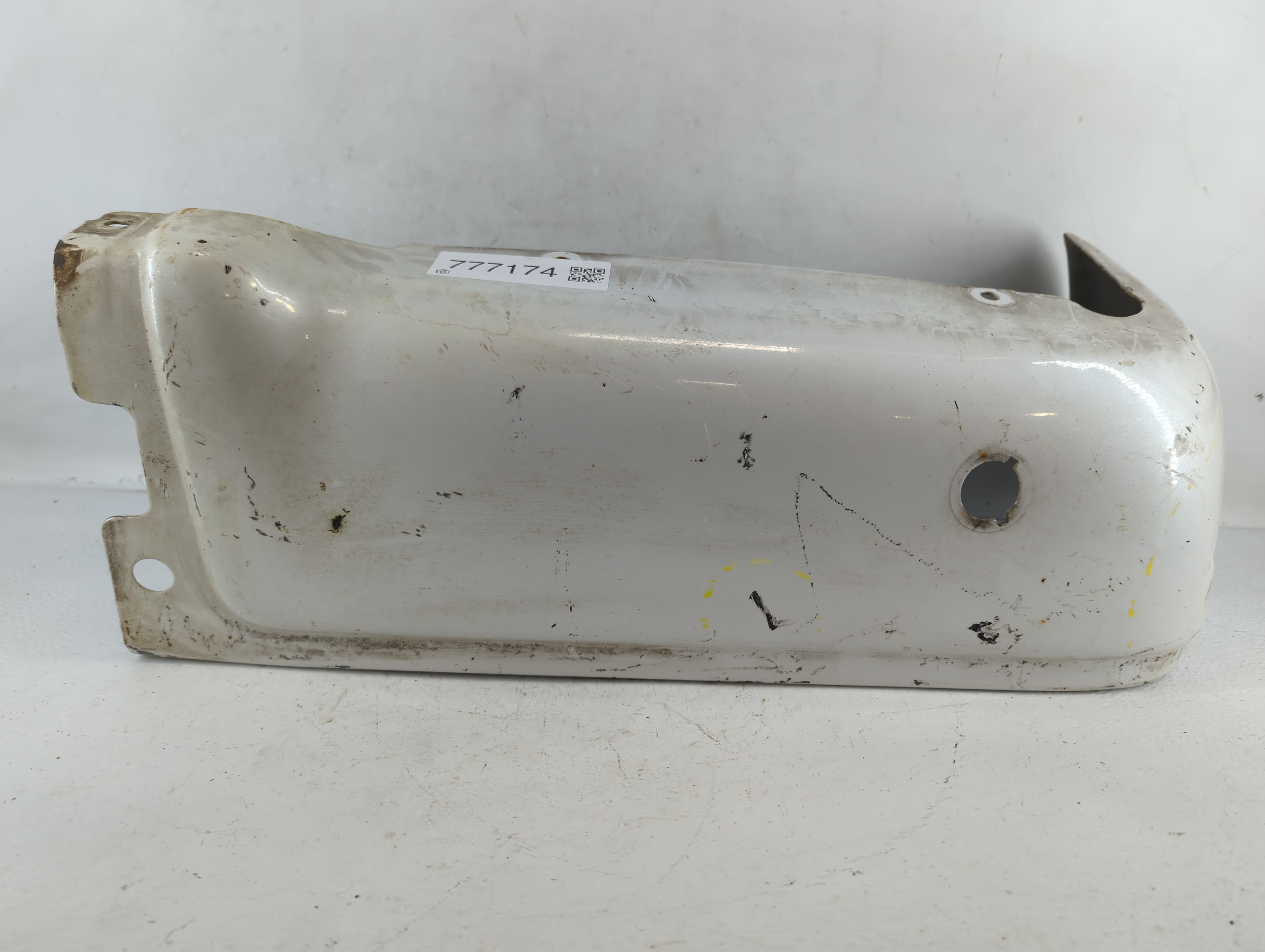 2009-2014 Ford F-150 Rear Bumper Assembly Oem Light Grey 777174 - Oemusedautoparts1.com