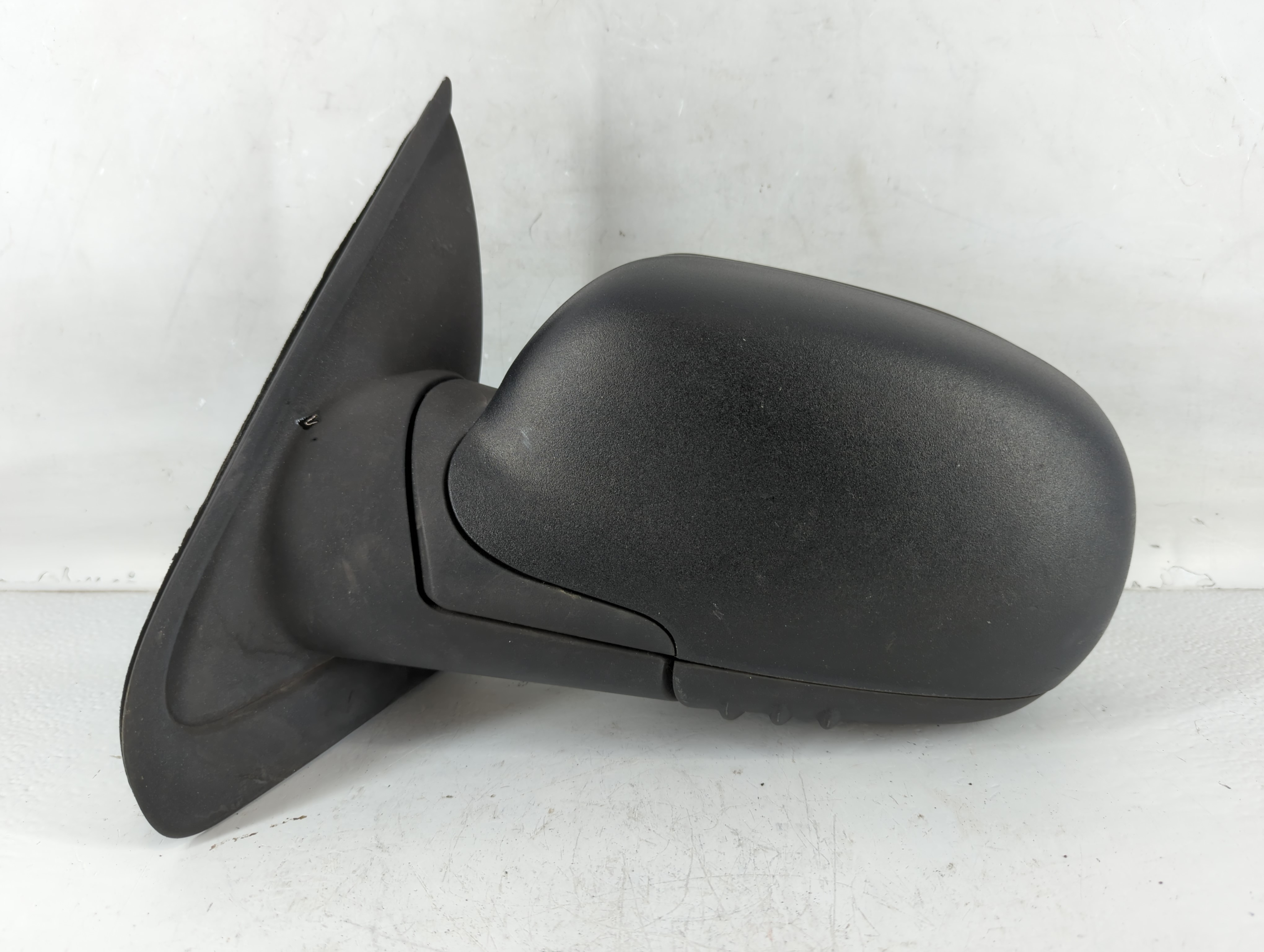 Chevrolet Trail Blazer Driver Left Side View Power Door Mirror Black 777182 - Oemusedautoparts1.com
