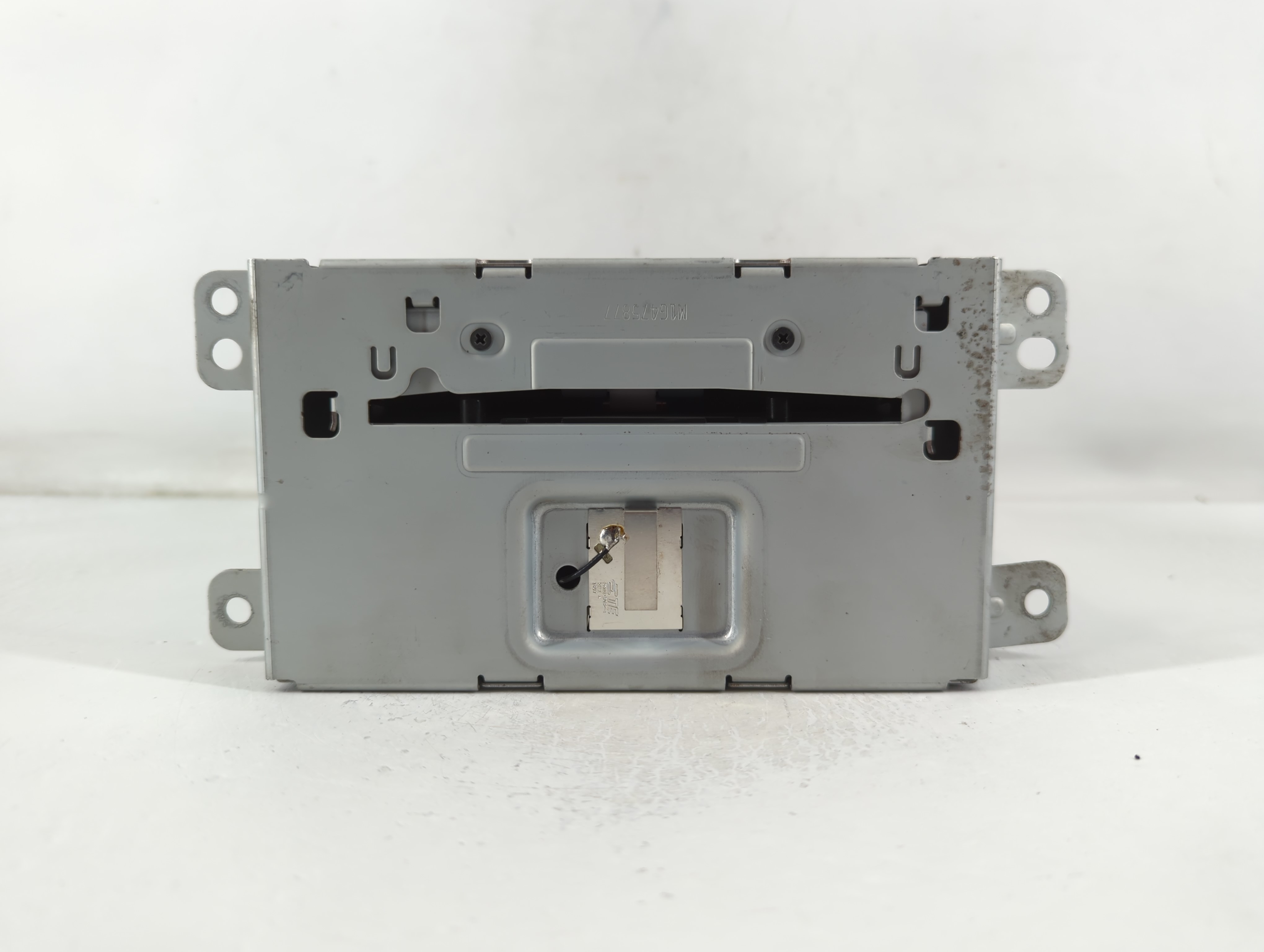 2014-2016 Chevrolet Malibu Am Fm Cd Player Radio Receiver 777190 - Oemusedautoparts1.com