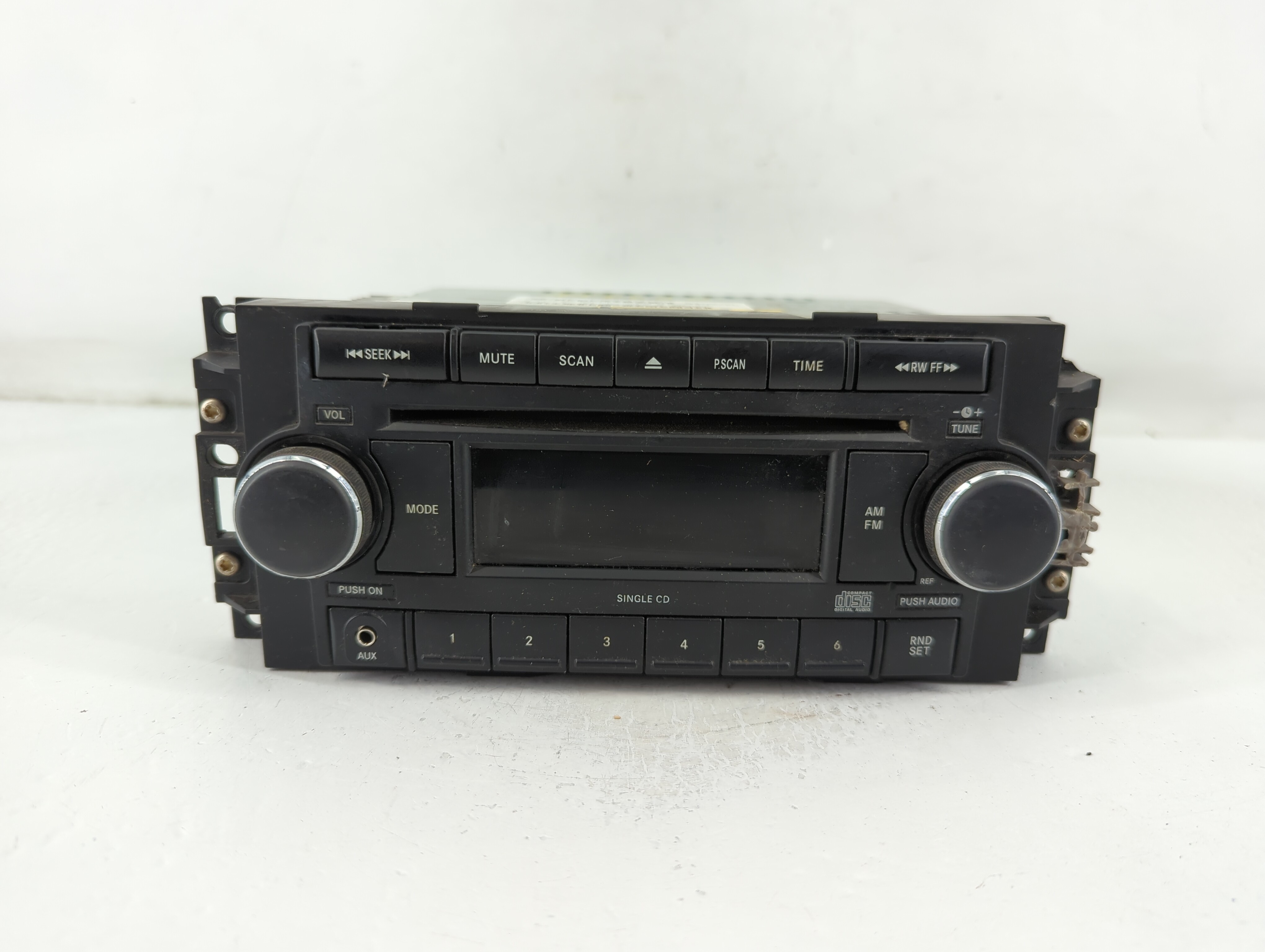 2007-2009 Dodge Caliber Am Fm Cd Player Radio Receiver 777210 - Oemusedautoparts1.com