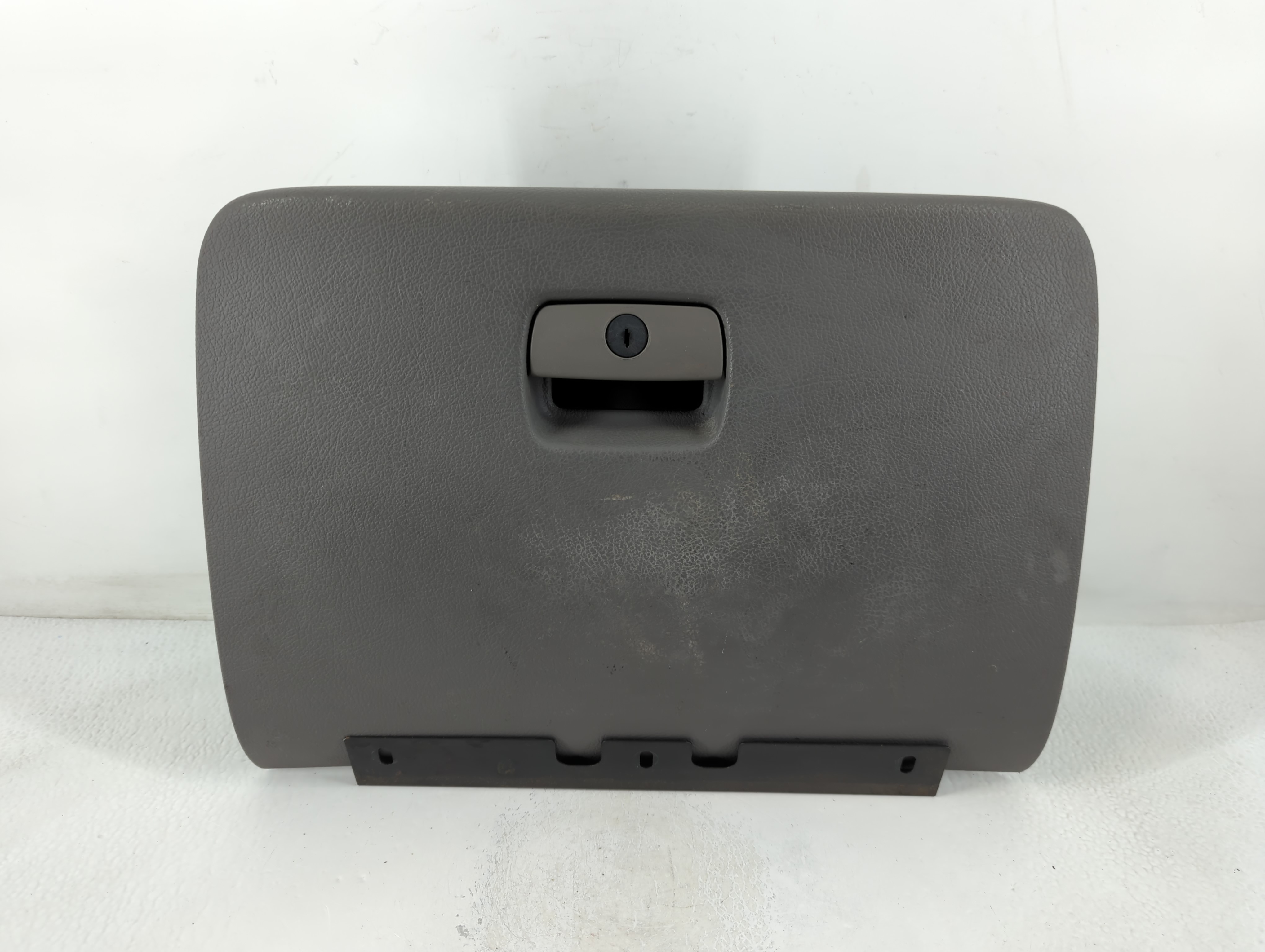 Picture of 2006 Chevrolet Trailblazer Passenger Glove Box Door Storage Compartment 777234