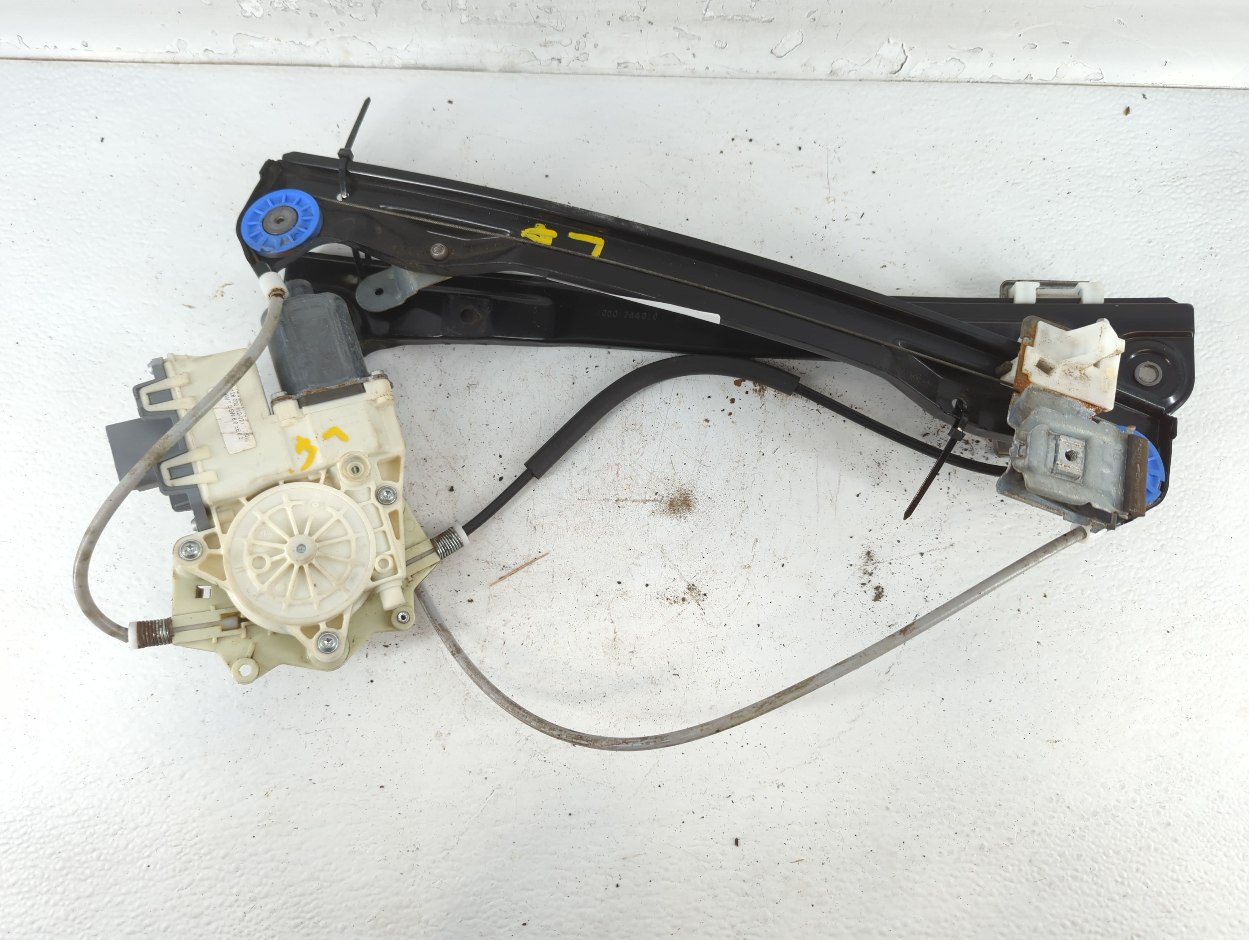 2010-2012 Ford Fusion Driver Front Left Power Window Motor 777237 - Oemusedautoparts1.com