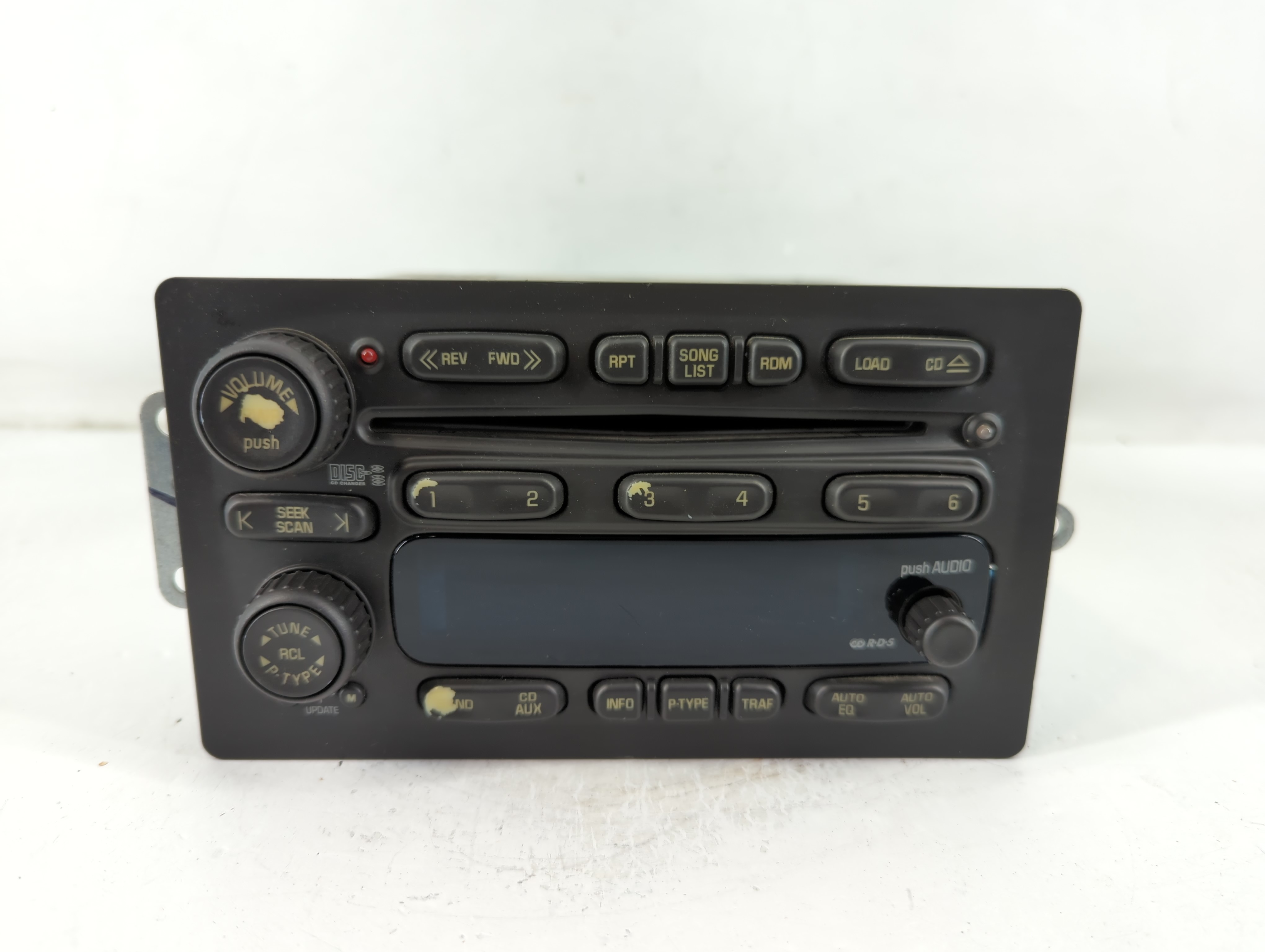 2003-2005 Chevrolet Avalanche 1500 Am Fm Cd Player Radio Receiver 777249 - Oemusedautoparts1.com