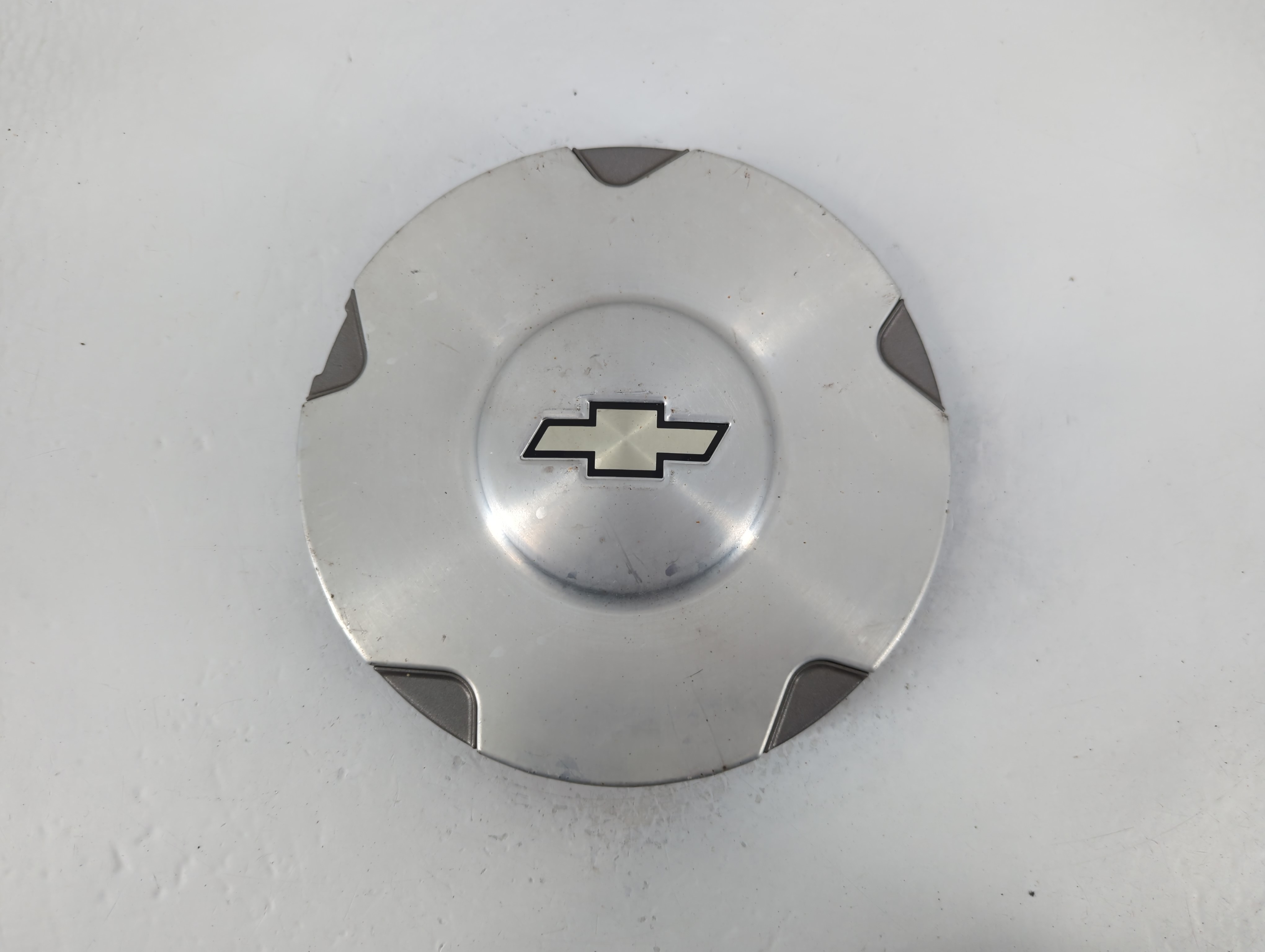 2006 Chevrolet Trail Blazer Center Cap Oem 777285 - Oemusedautoparts1.com
