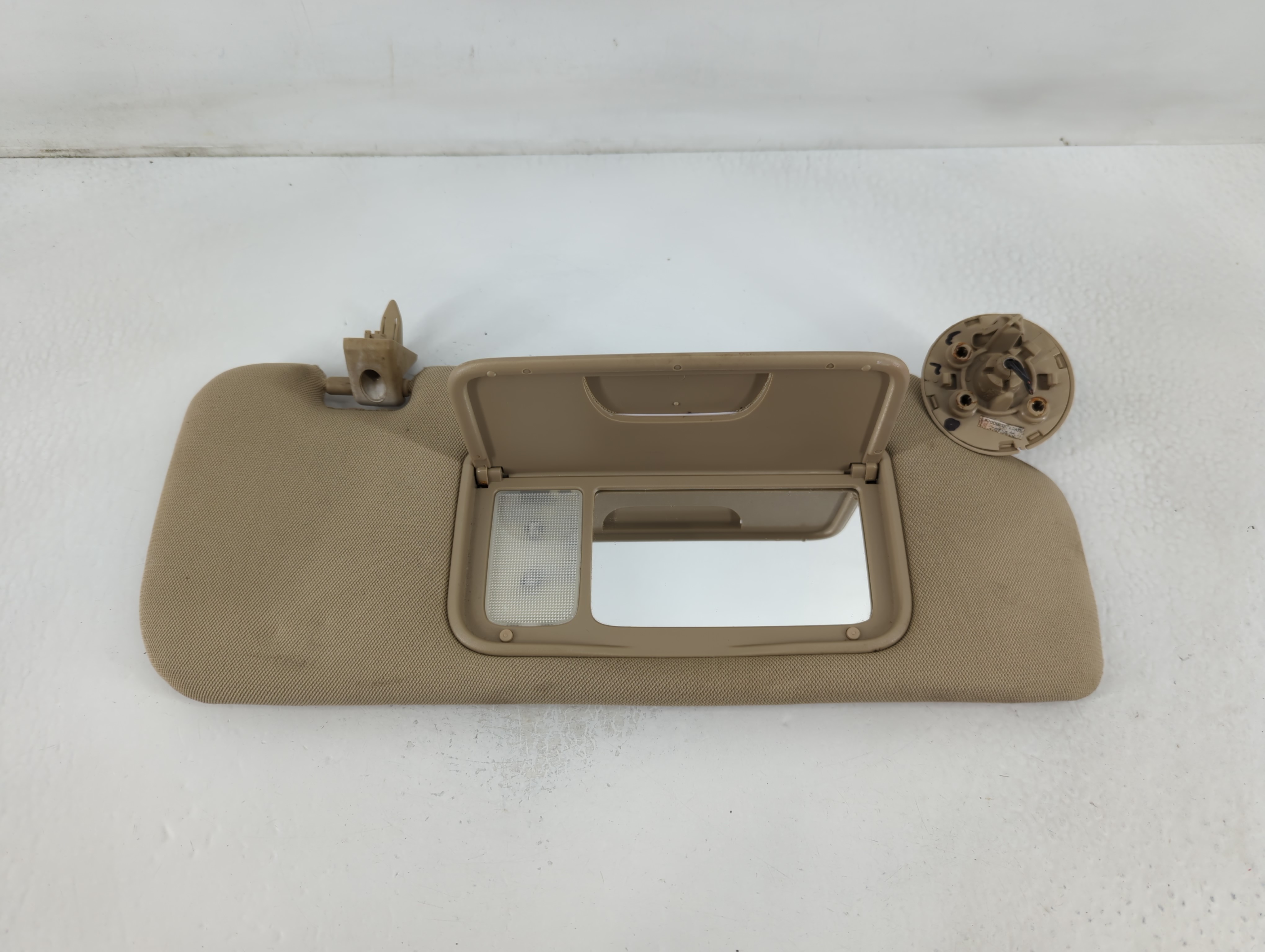 2006-2016 Chevrolet Impala Passenger Sun Visor Mirror Right Sunvisor 777286 - Oemusedautoparts1.com