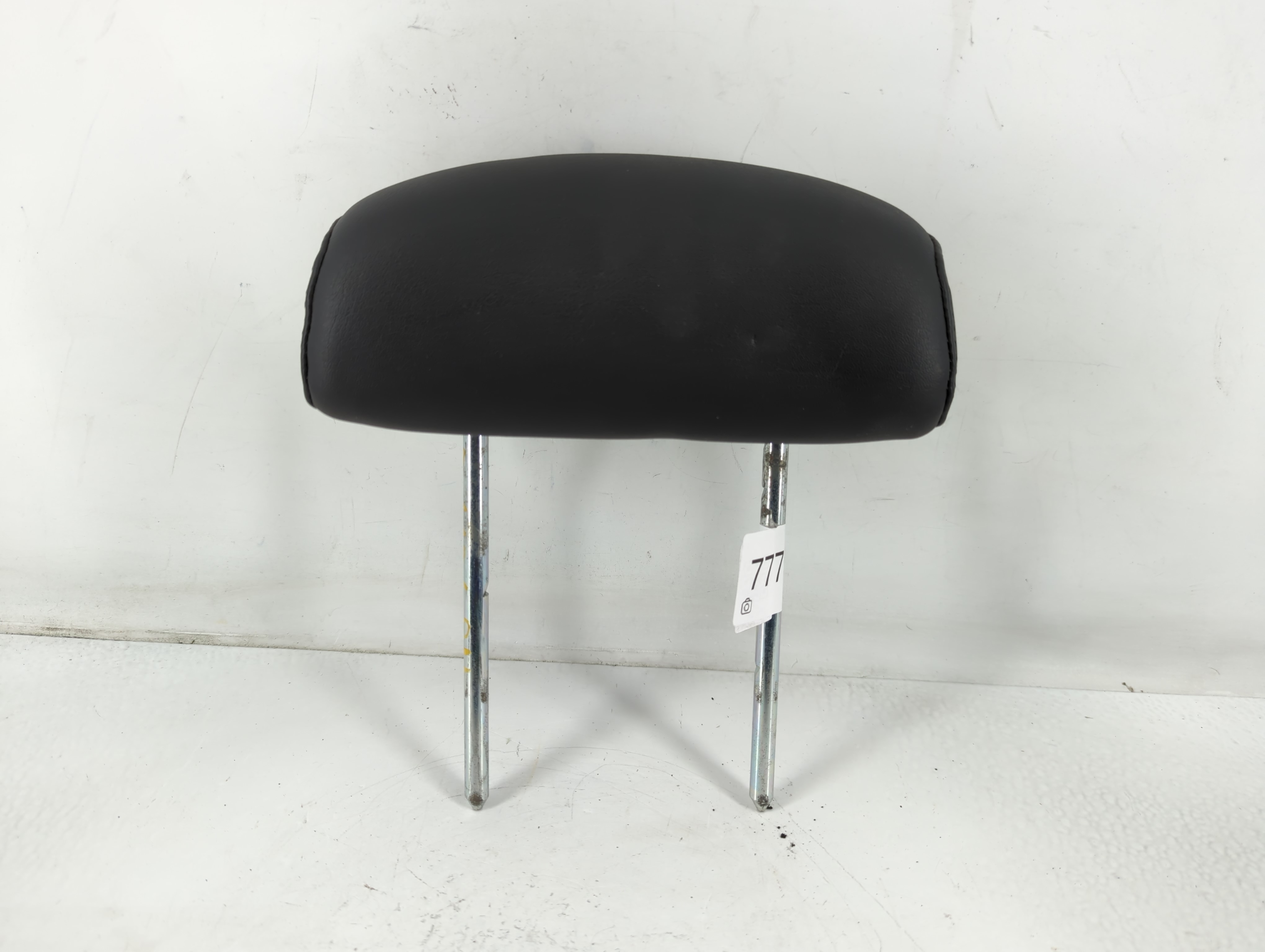 2007-2009 Chevrolet Equinox Headrest Head Rest Rear Seat Black 777307 - Oemusedautoparts1.com