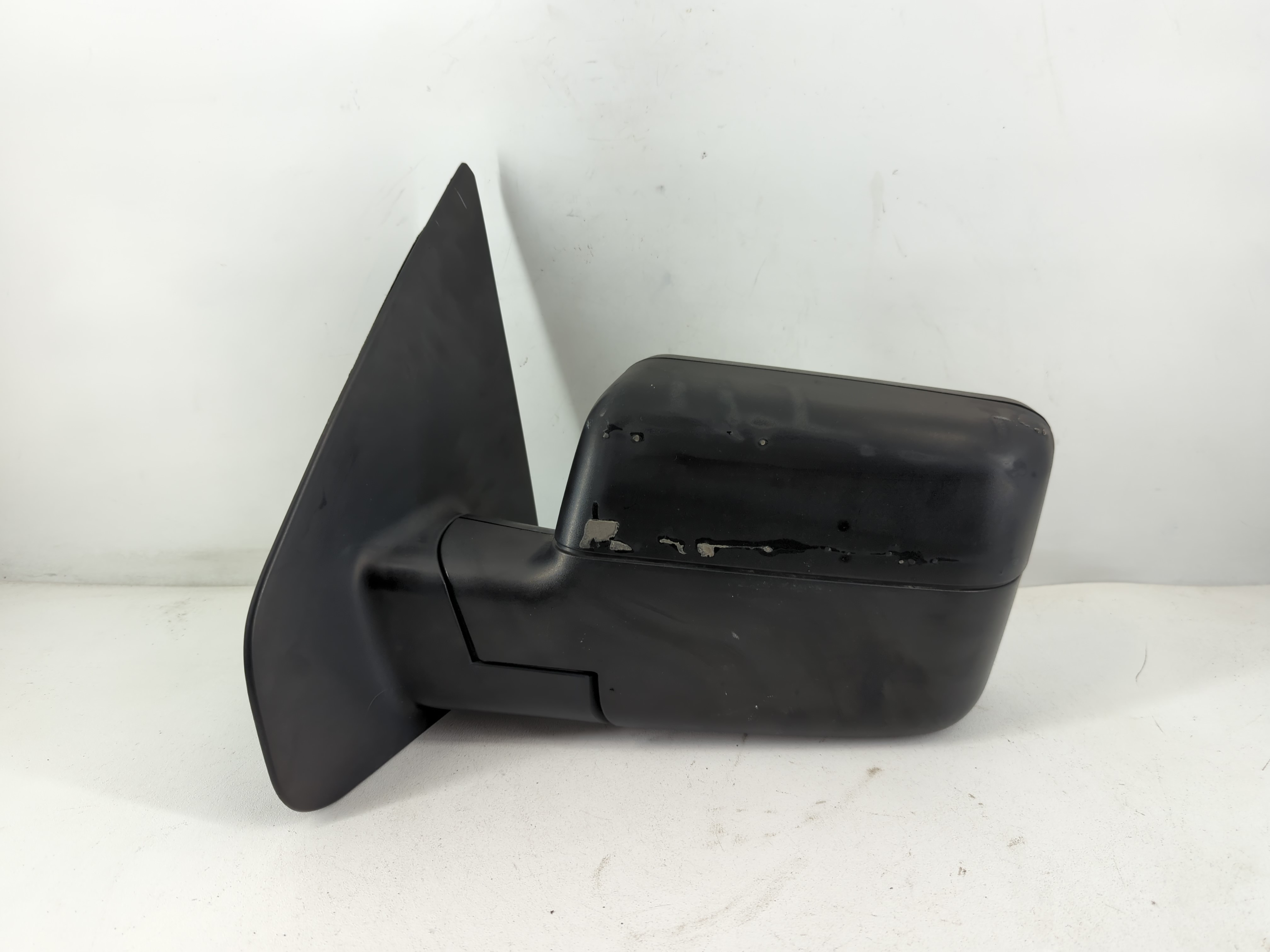 2005-2006 Ford F-150 Driver Left Side View Power Door Mirror Black 777407 - Oemusedautoparts1.com