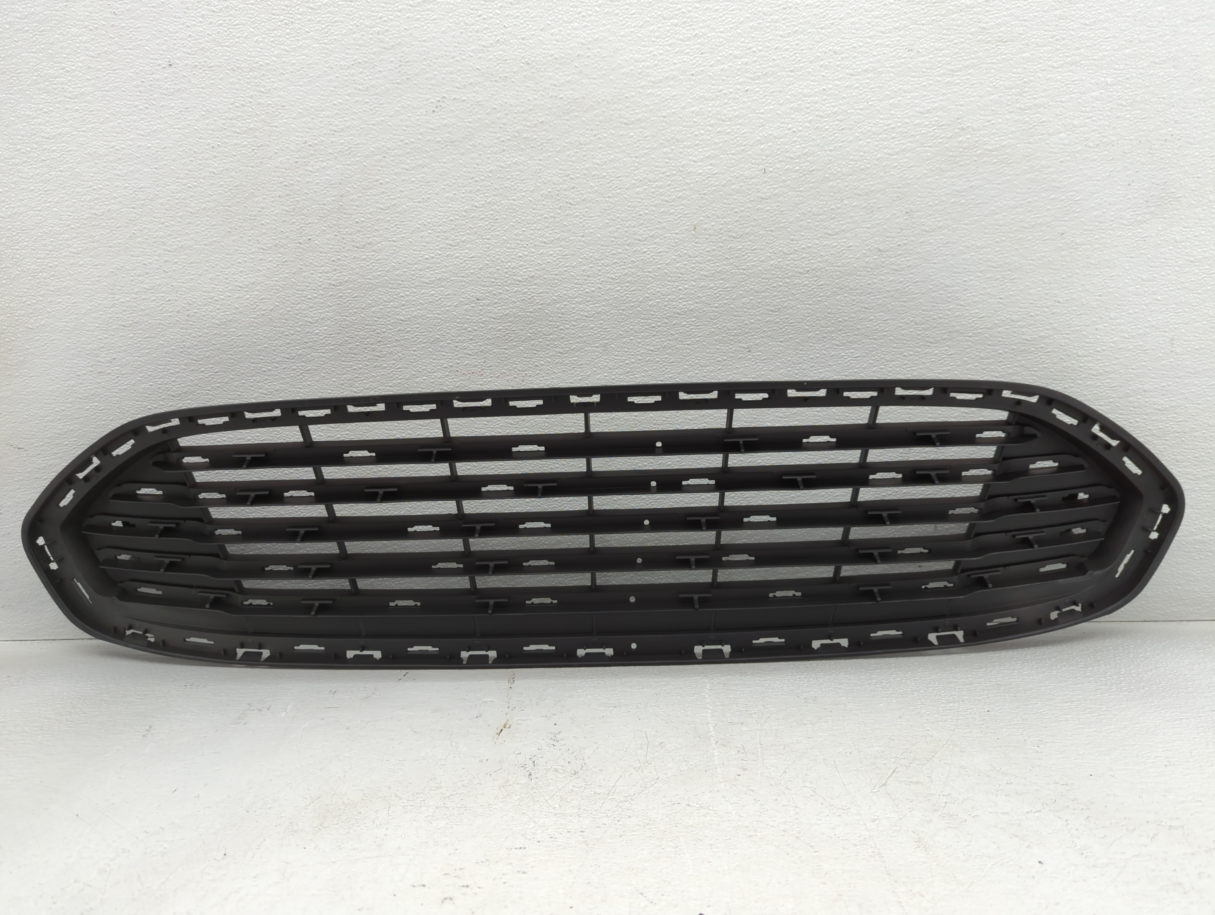 Picture of 2013-2016 Ford Fusion Front Bumper Grille Cover 777414