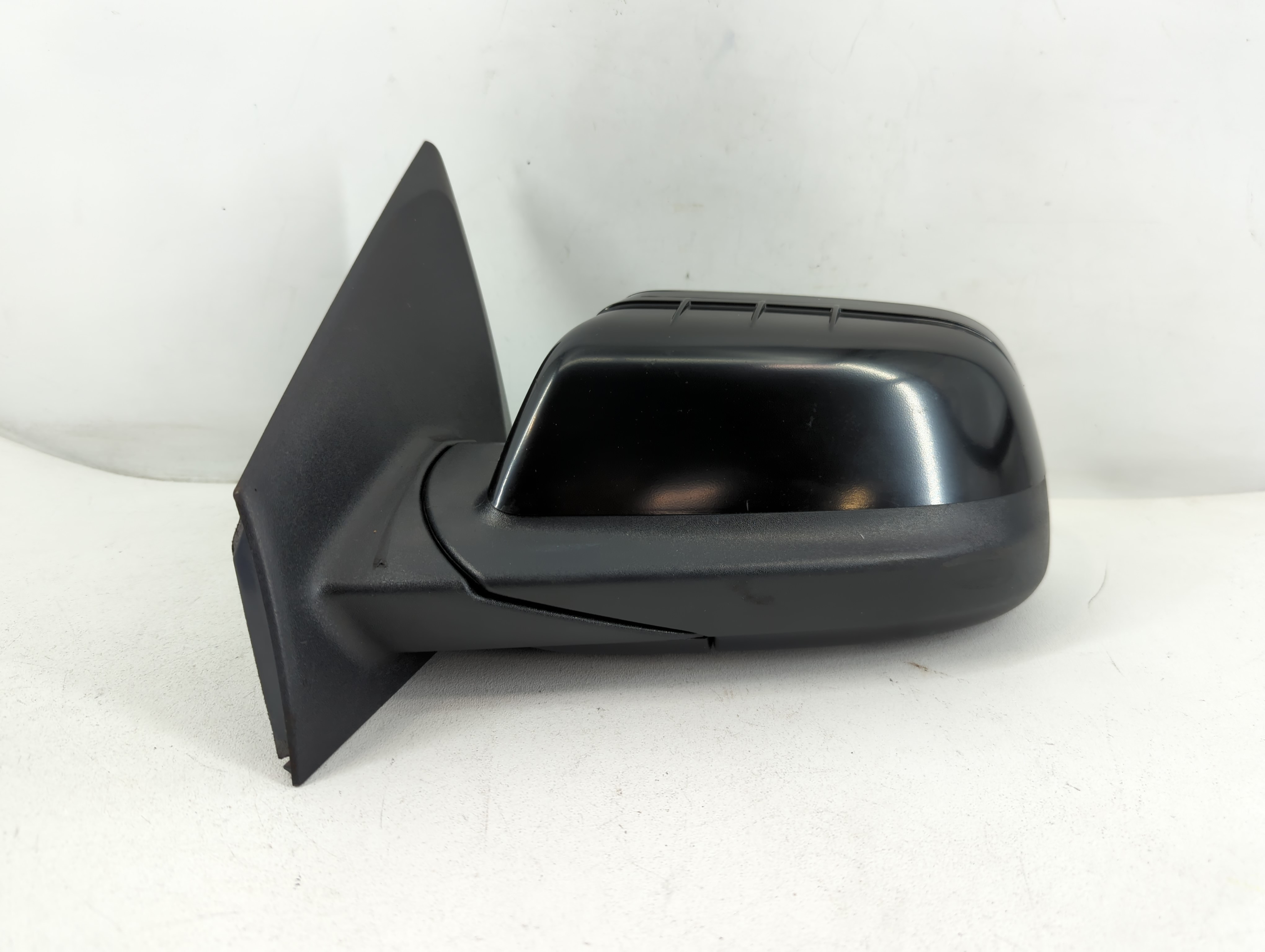 2015-2018 Ford Edge Driver Left Side View Power Door Mirror Black 777457 - Oemusedautoparts1.com