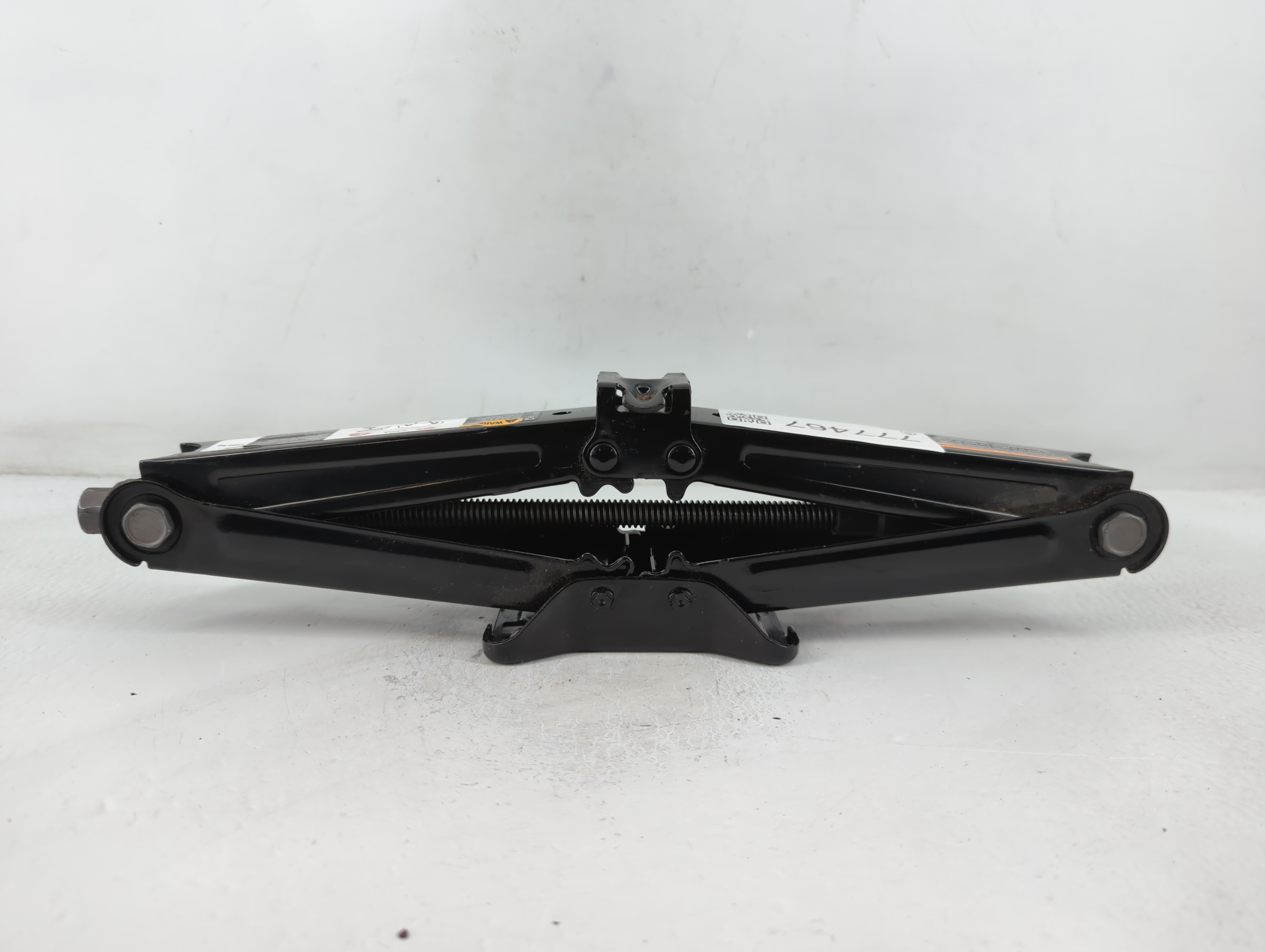 Picture of 2014 Buick Encore Spare Scissor Car Jack 777467