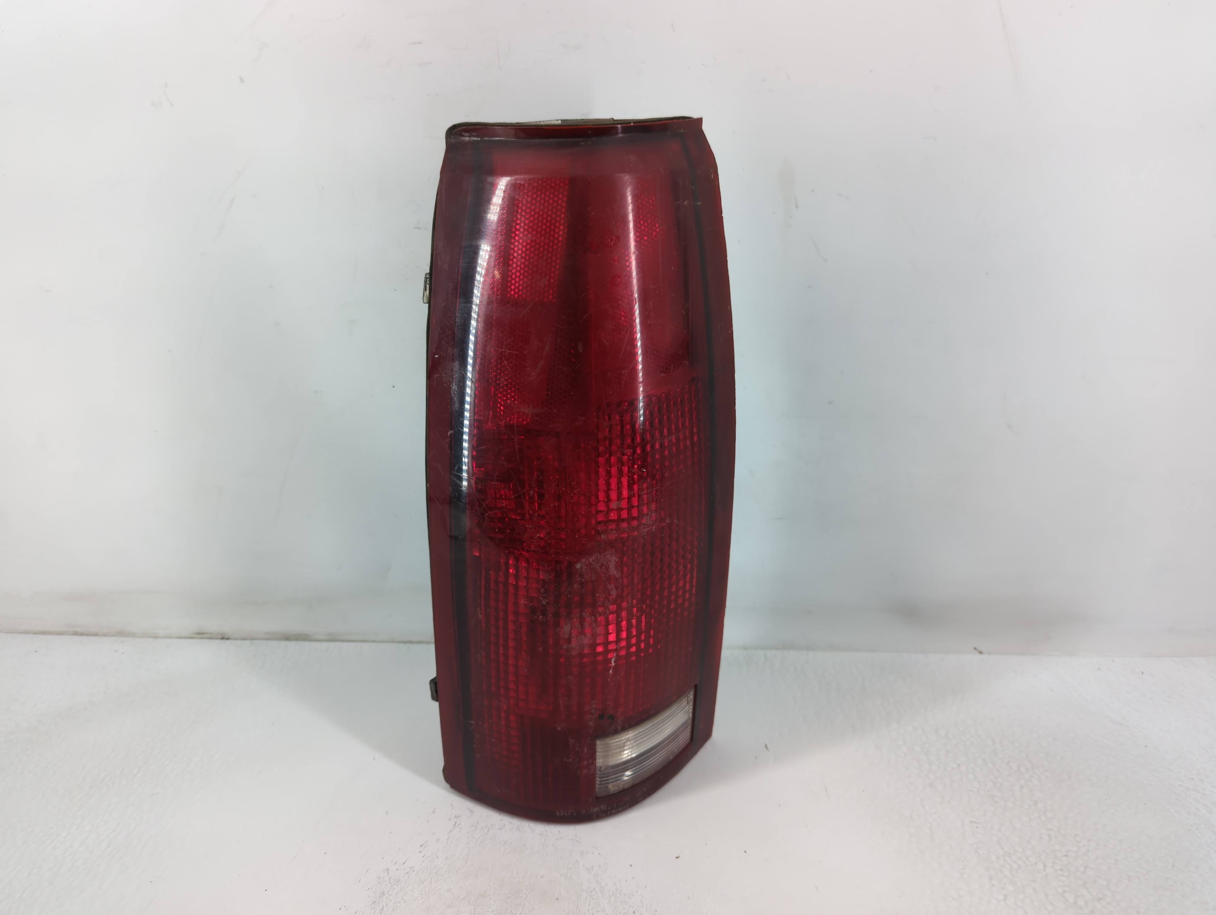 Picture of 1989 Chevrolet C1500 Driver Left Side Tail Light Taillight Oem 777555