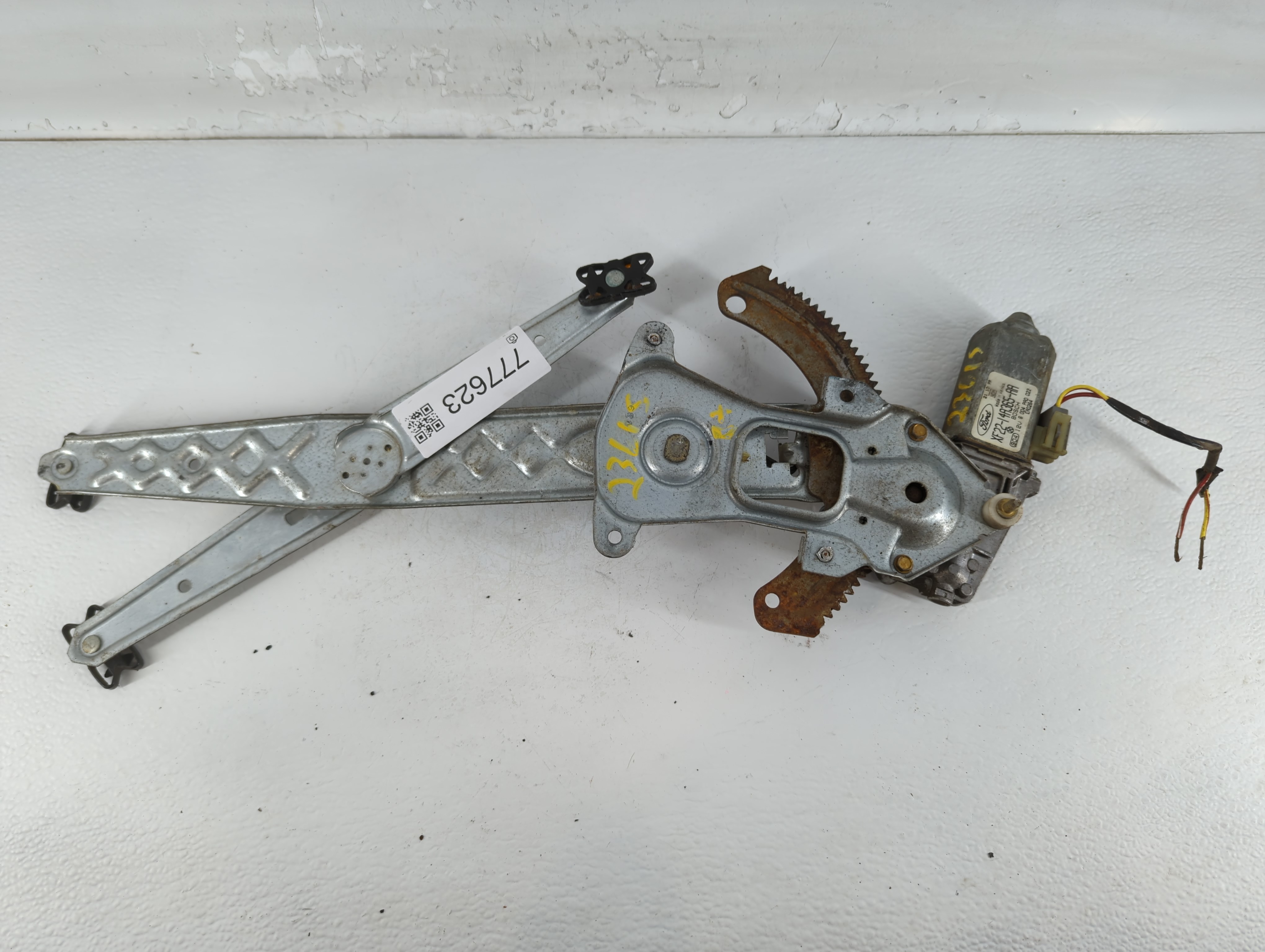 1999-2000 Ford Windstar Window Regulator Passenger Front 777623 - Oemusedautoparts1.com