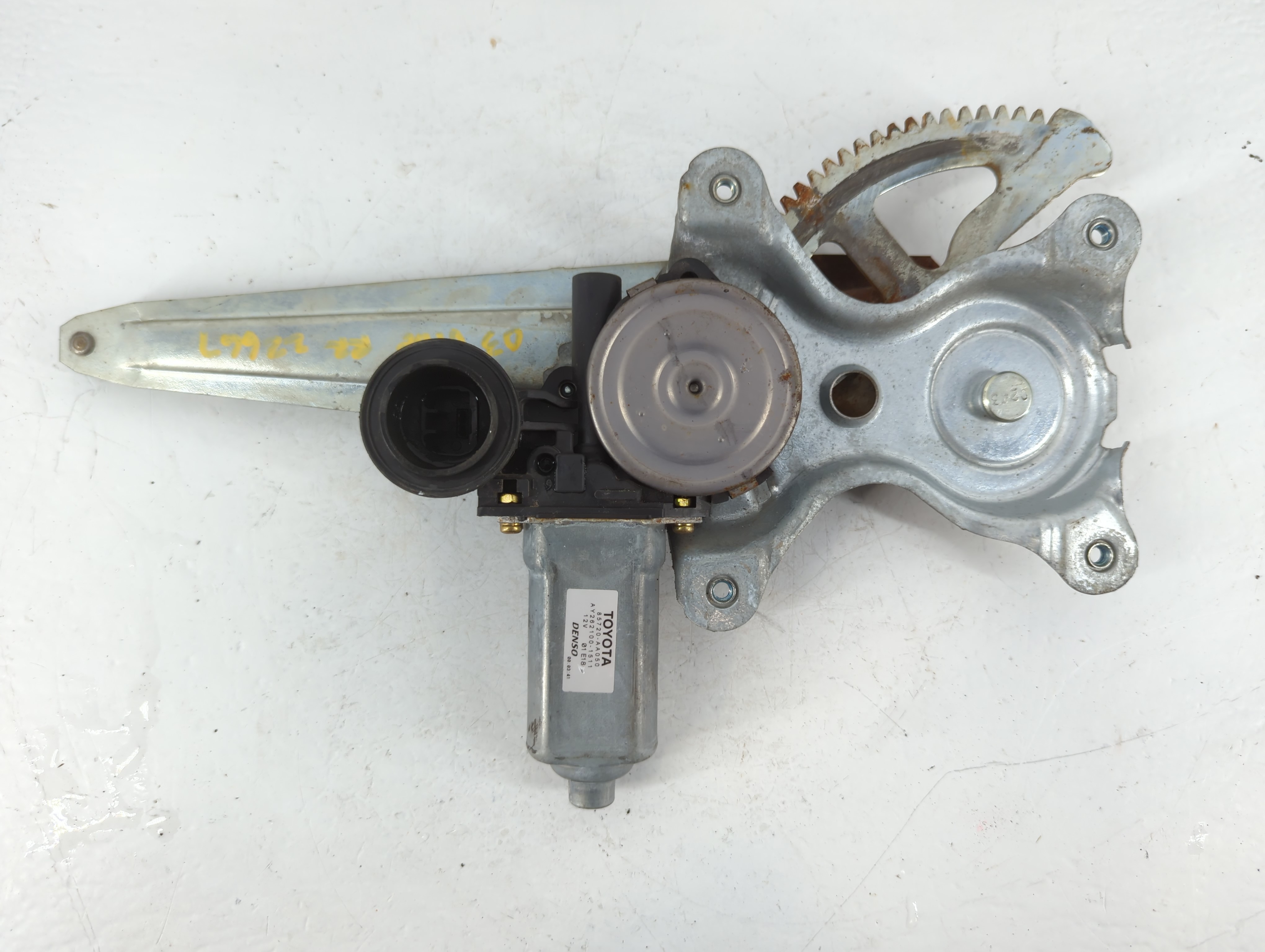 2003-2008 Pontiac Vibe Window Regulator Right Passenger Rear 777711 - Oemusedautoparts1.com