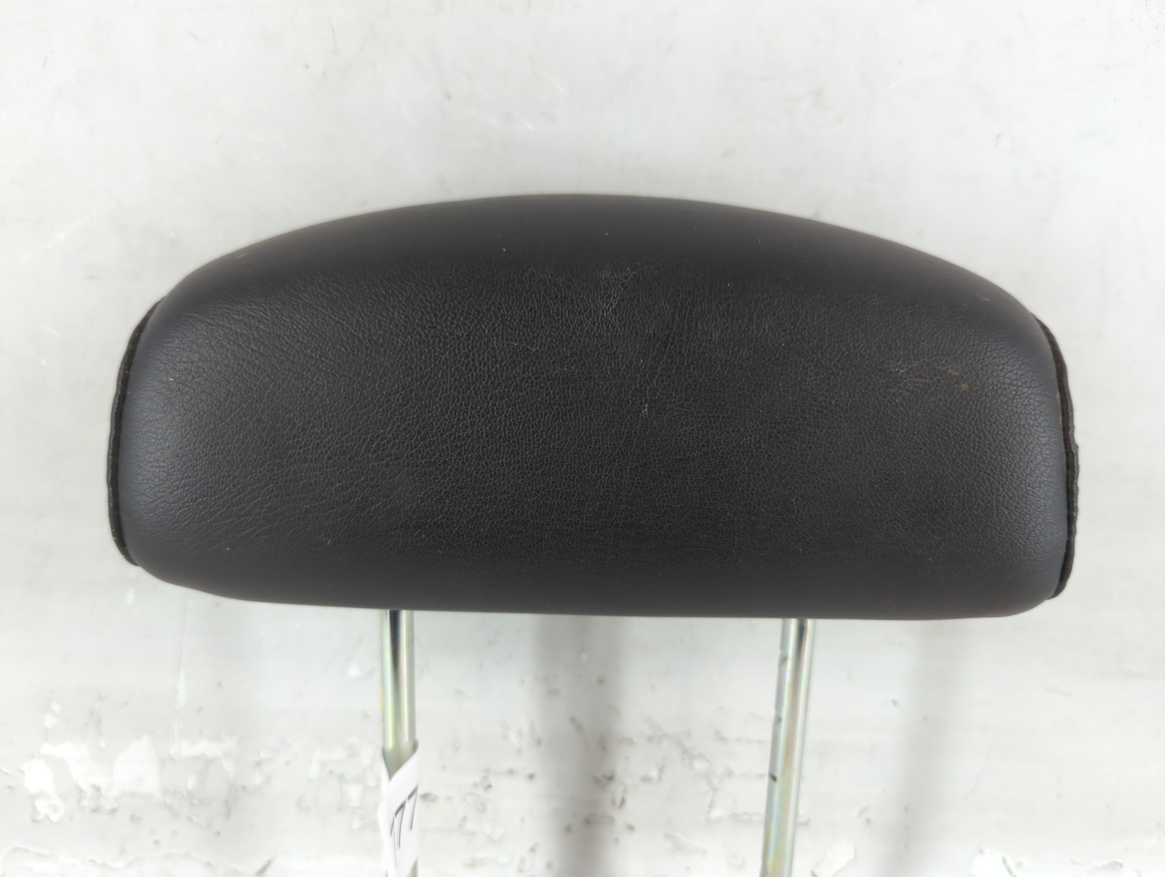 2007-2009 Chevrolet Equinox Headrest Head Rest Rear Seat Black 777746 - Oemusedautoparts1.com