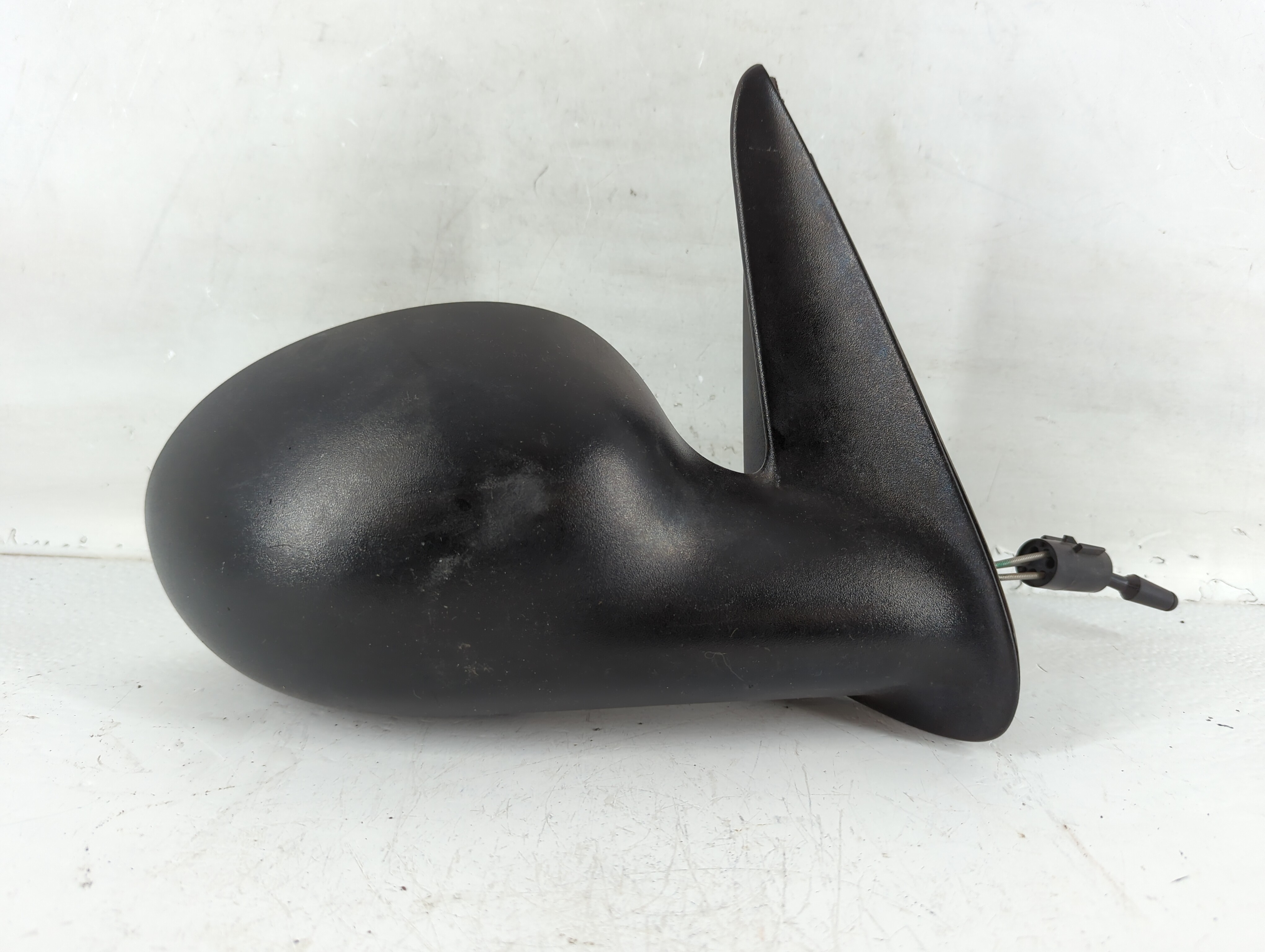2007-2008 Chrysler Pt Cruiser Passenger Right Side View Power Door Mirror 777774 - Oemusedautoparts1.com