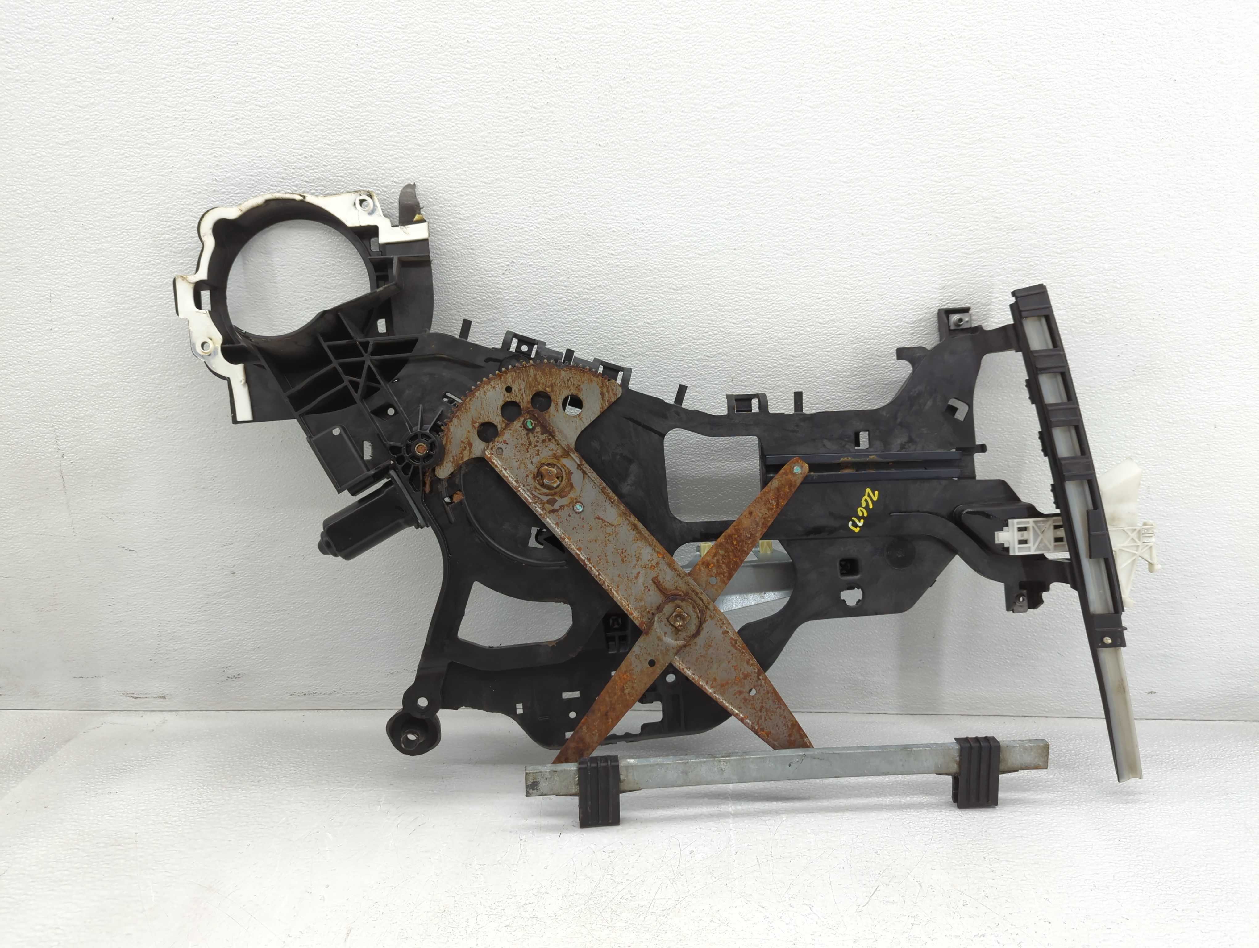 1999-2001 Pontiac Montana Driver Left Front Window Regulator 777778 - Oemusedautoparts1.com