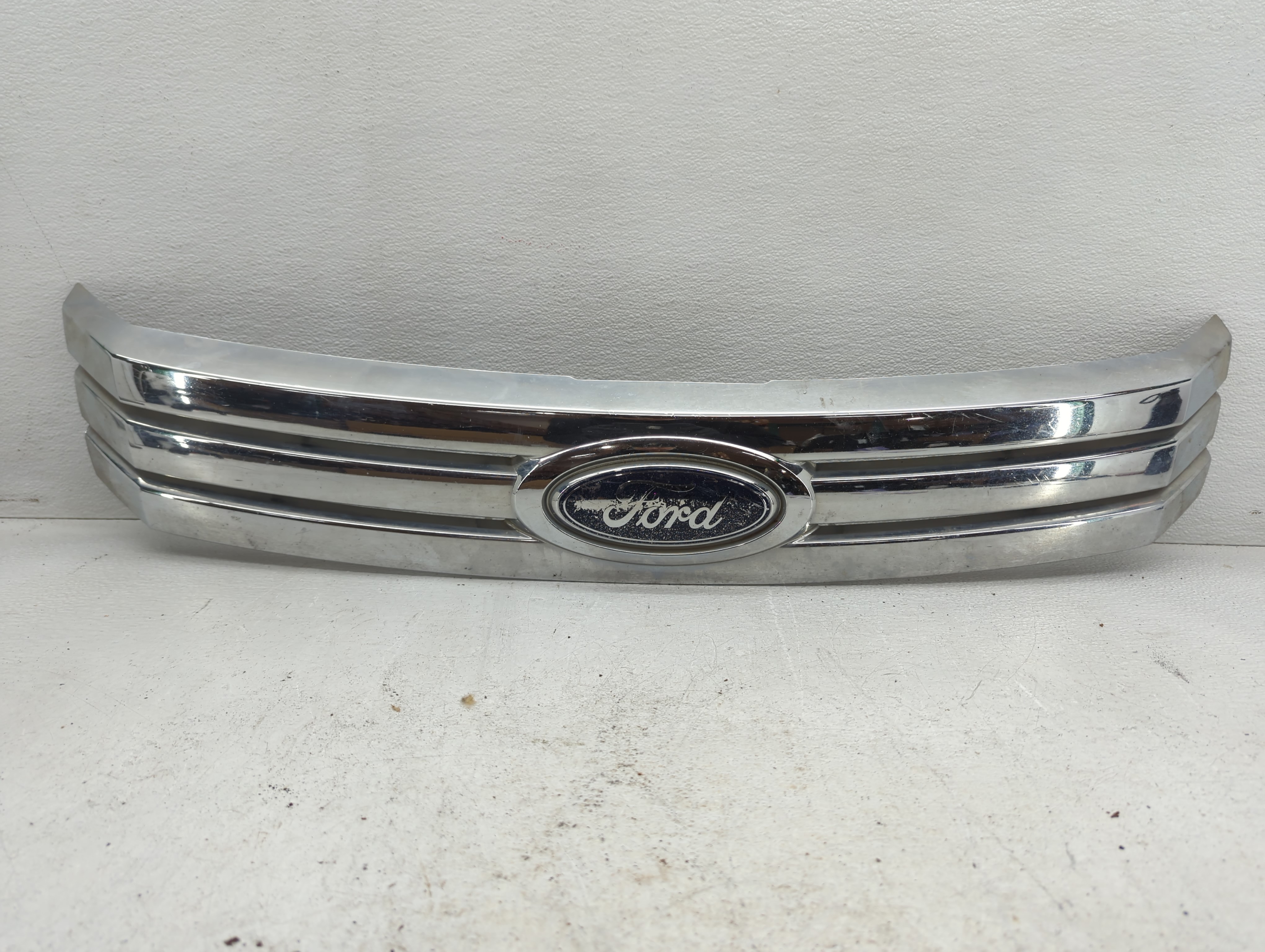 2006-2009 Ford Fusion Front Bumper Grille Cover 777781 - Oemusedautoparts1.com