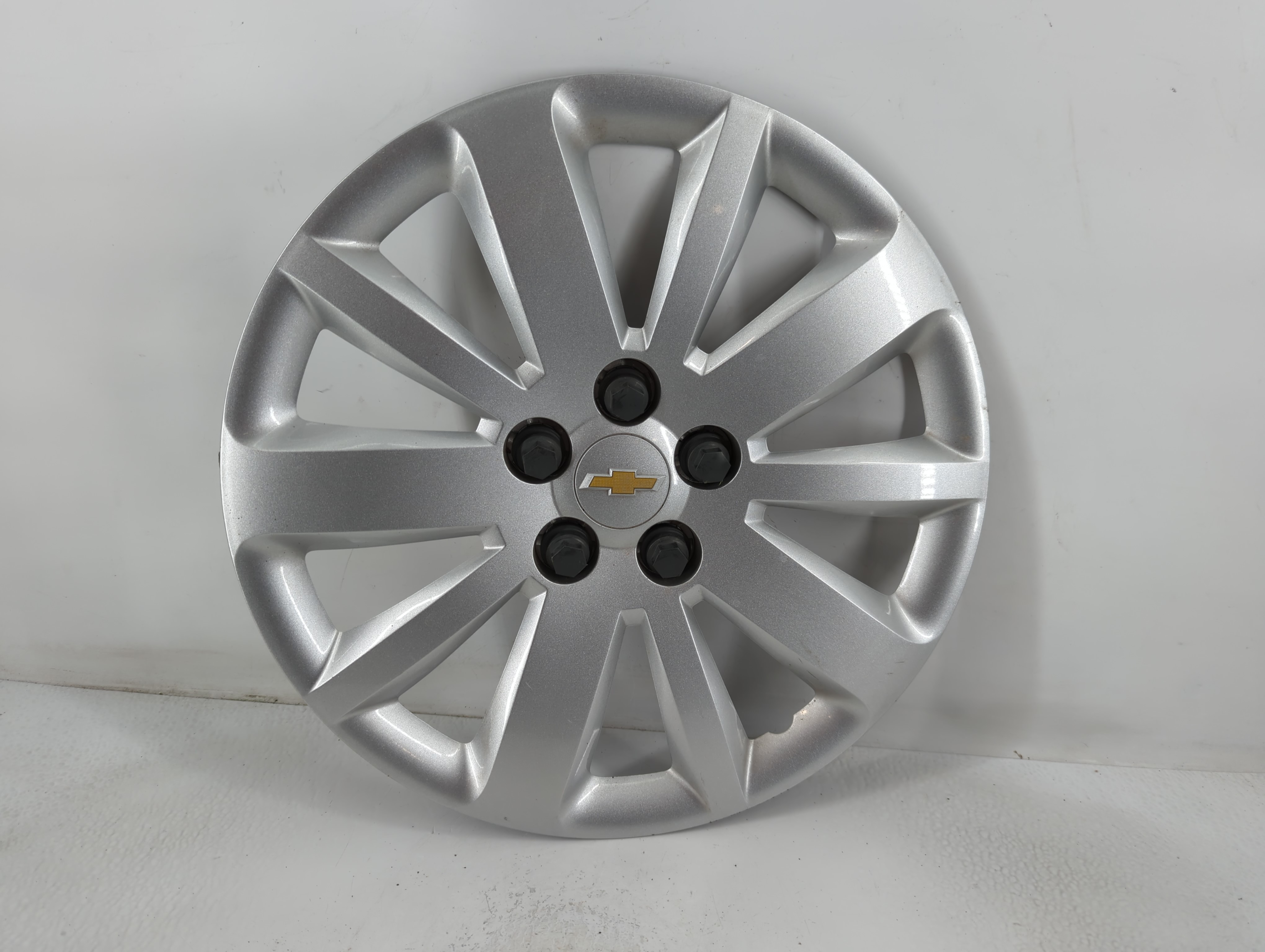 Picture of 2014 Chevrolet Cruze Driver Front Wheel Hub Oem 777789