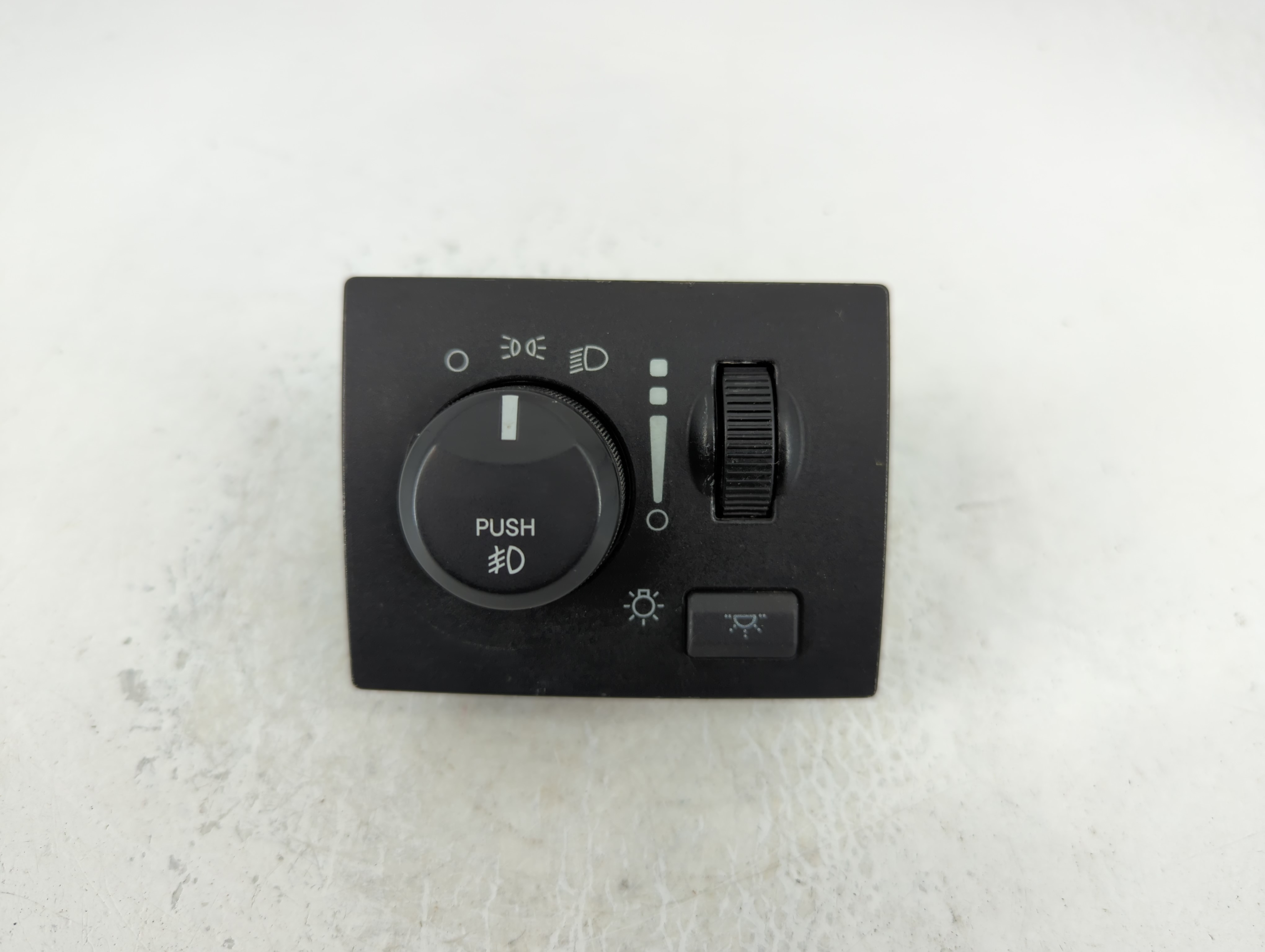 Picture of 2005 Chrysler Town & Country Headlight Head Light Switch Lamp Control 777831