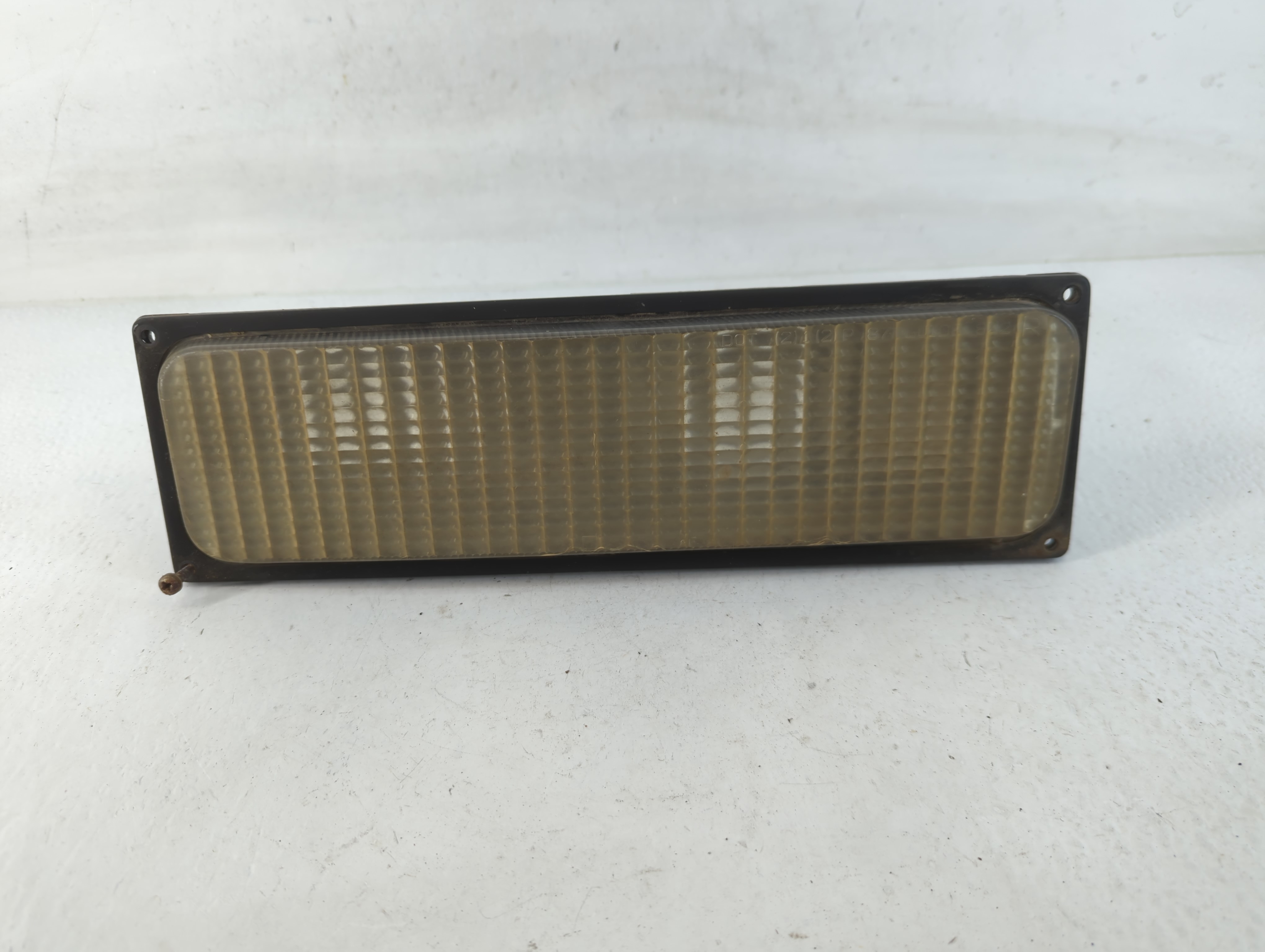 1988 Chevrolet C1500 Passenger Right Oem Head Light Headlight Lamp 777893 - Oemusedautoparts1.com