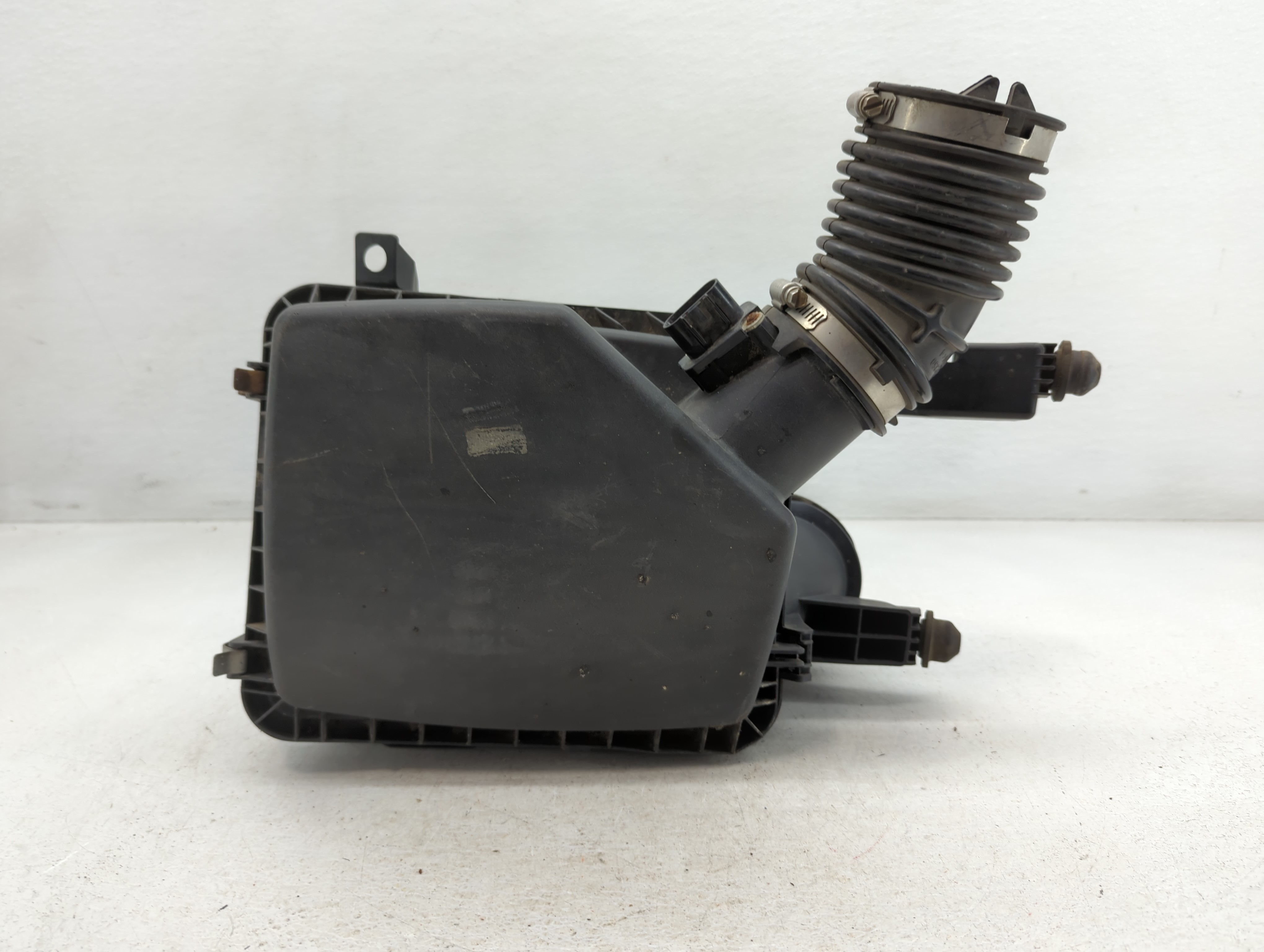 2008-2012 Chevrolet Malibu Air Cleaner Intake-duct Hose Tube 777915 - Oemusedautoparts1.com