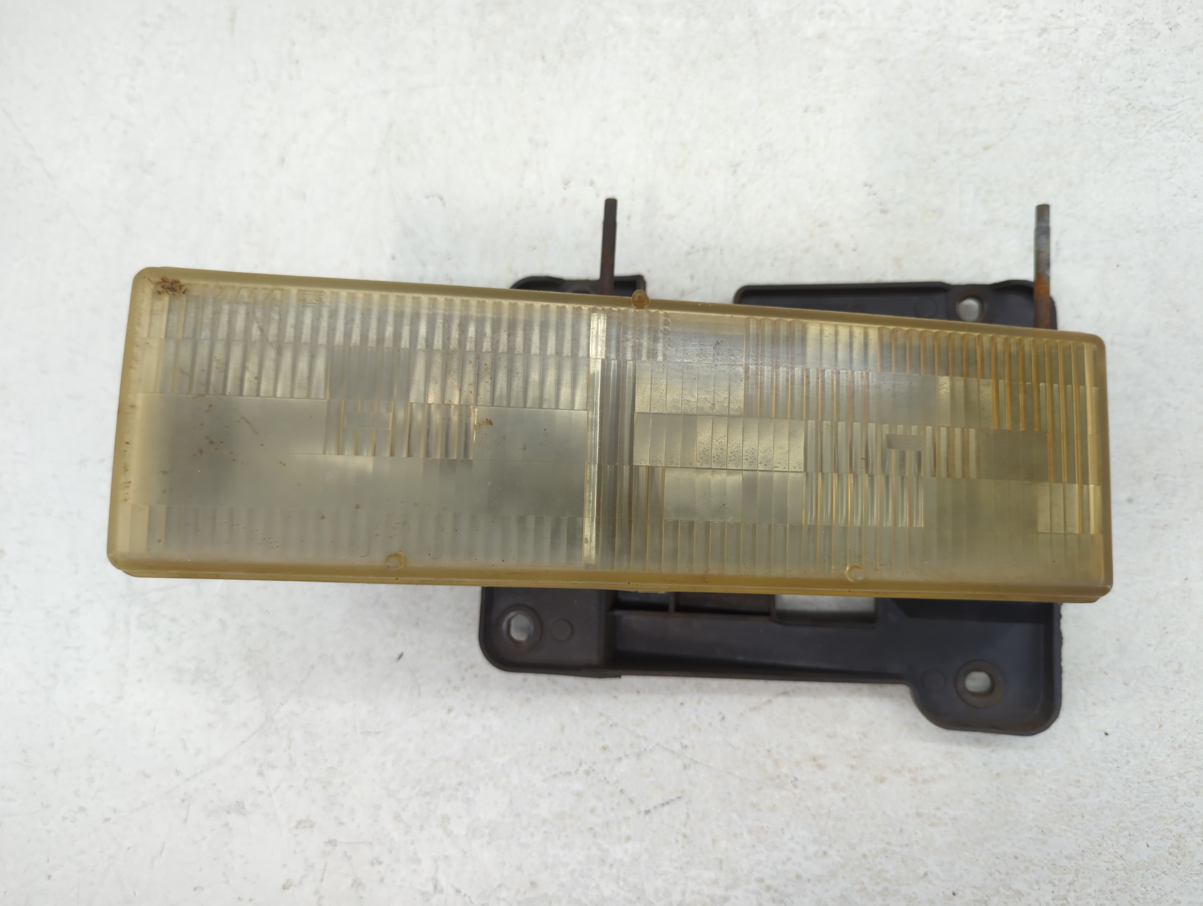 Chevrolet C1500 Driver Left Oem Head Light Headlight Lamp 777928 - Oemusedautoparts1.com