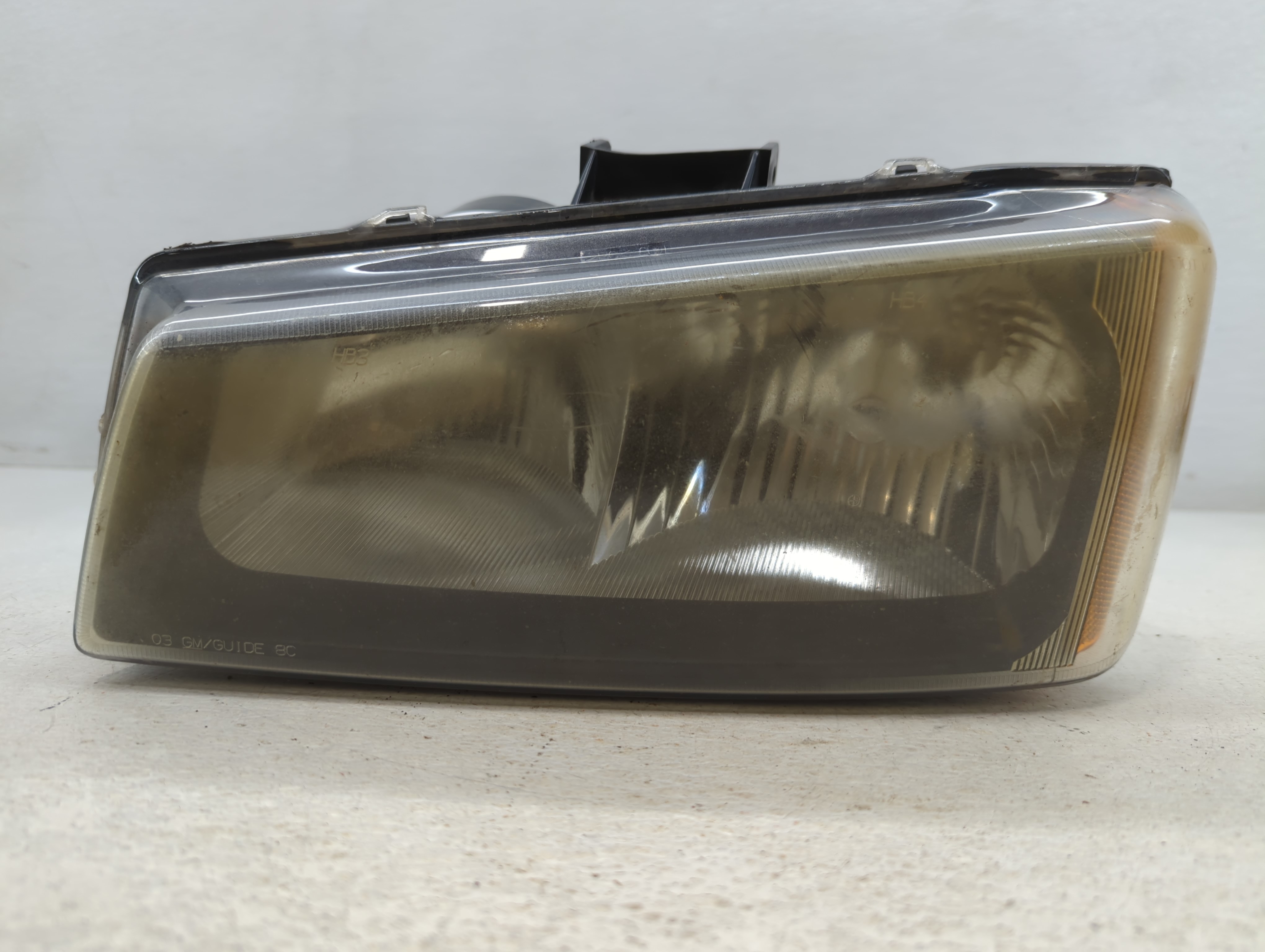2005 Chevrolet Silverado 1500 Driver Left Oem Head Light Headlight Lamp 777987 - Oemusedautoparts1.com