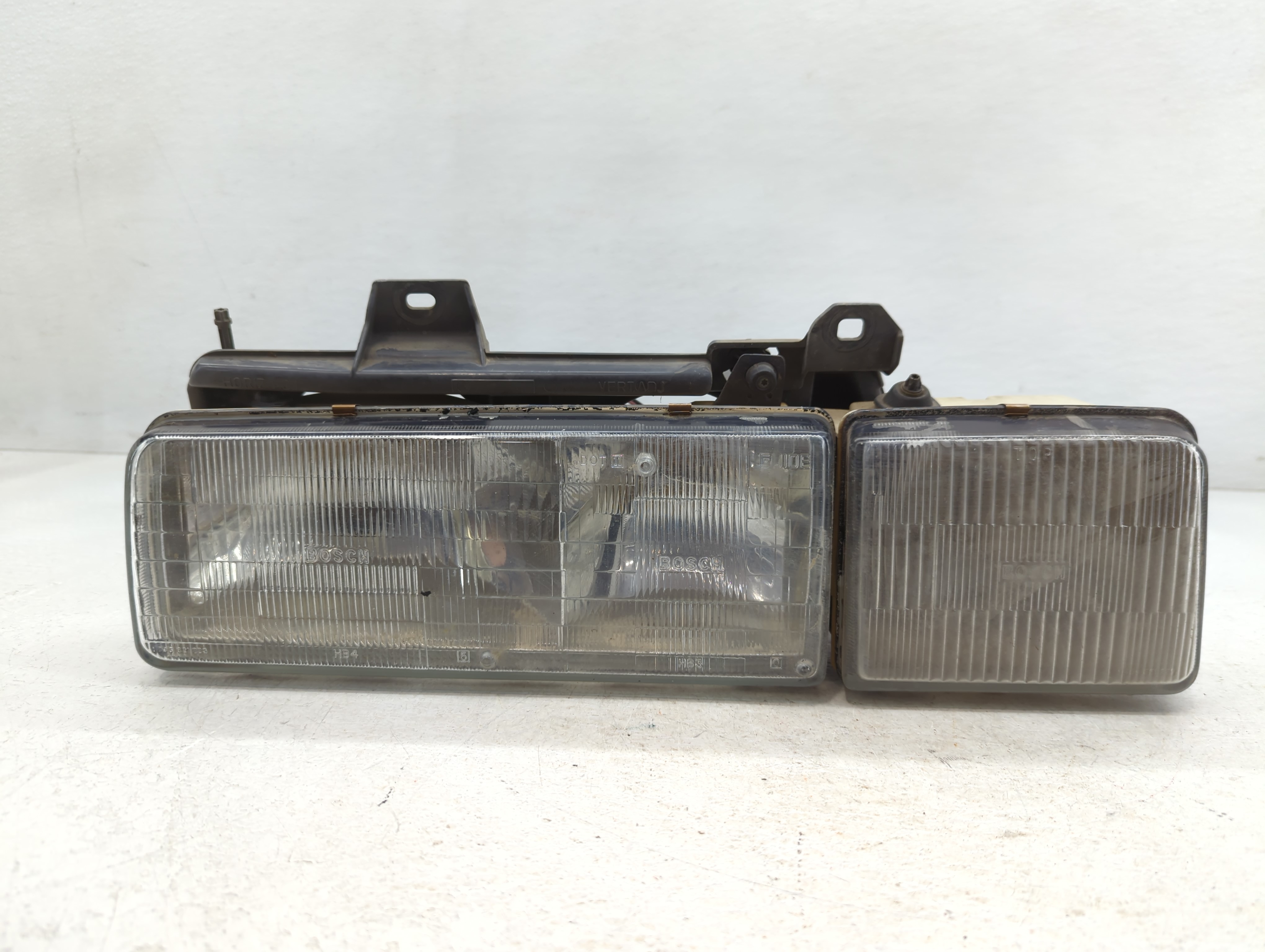 Picture of 1990 Pontiac 6000 Passenger Right Oem Head Light Headlight Lamp 777991