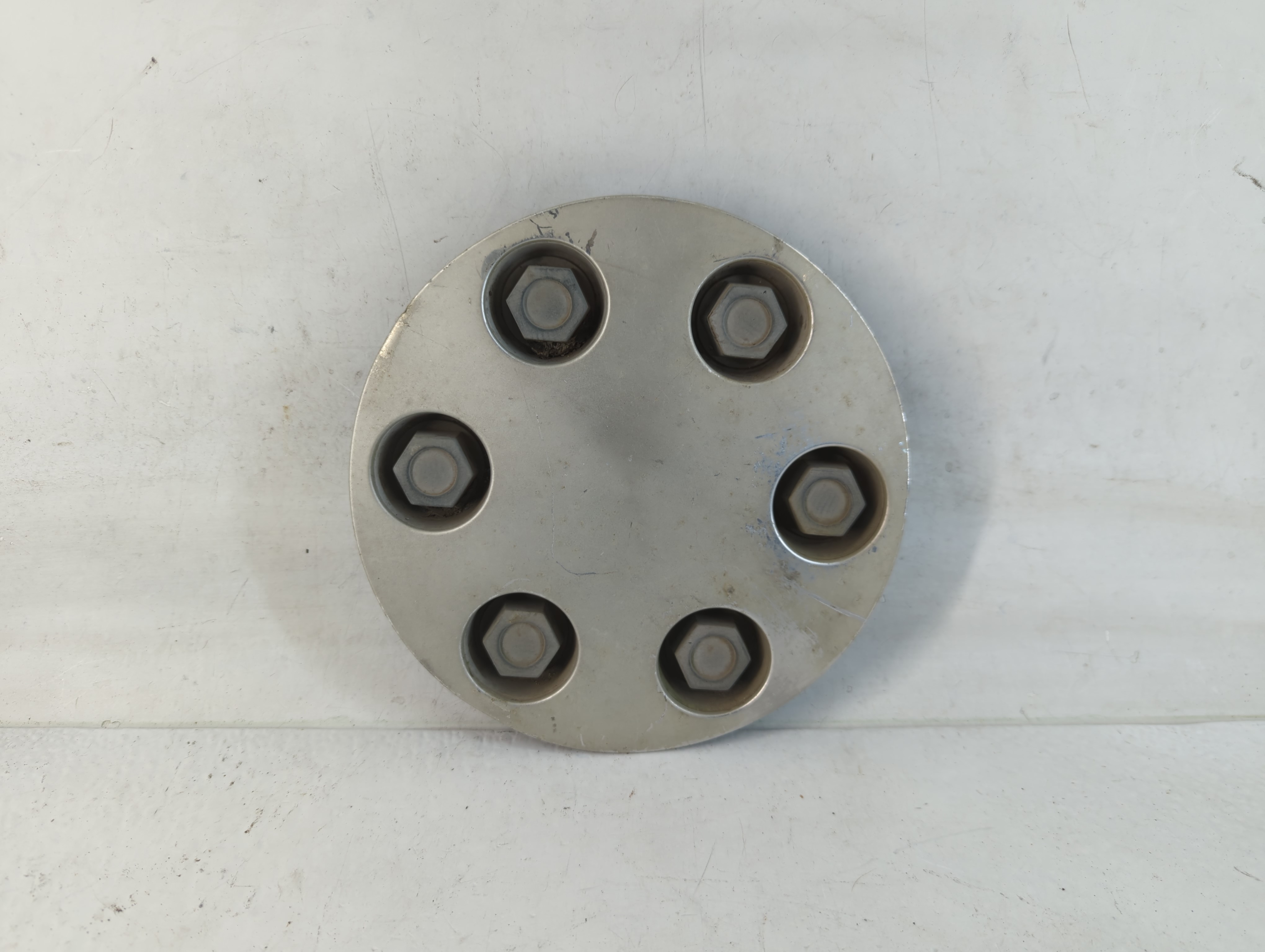 1992 Chevrolet Tahoe Center Cap Oem 777998 - Oemusedautoparts1.com
