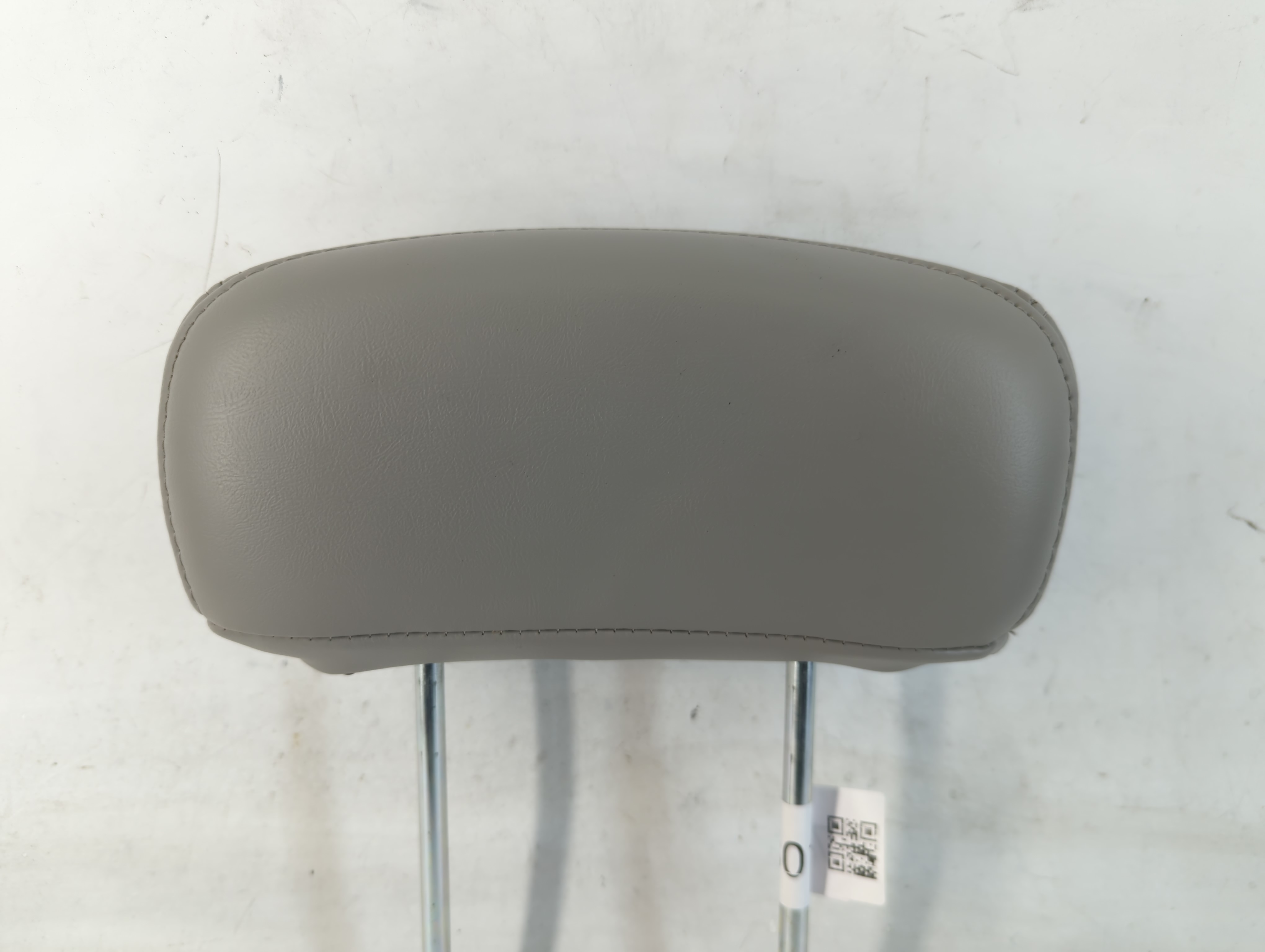 Chevrolet Malibu Headrest Head Rest Rear Center Seat 778019 - Oemusedautoparts1.com