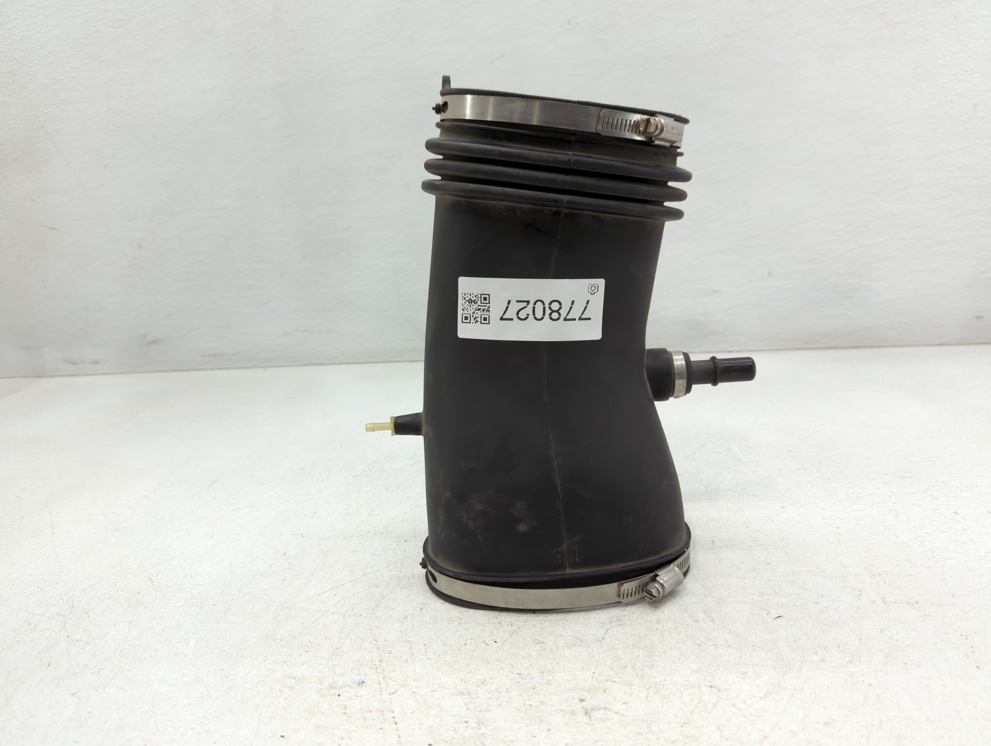 2008 Ford Mustang Air Cleaner Intake Duct Hose Tube 778027 - Oemusedautoparts1.com