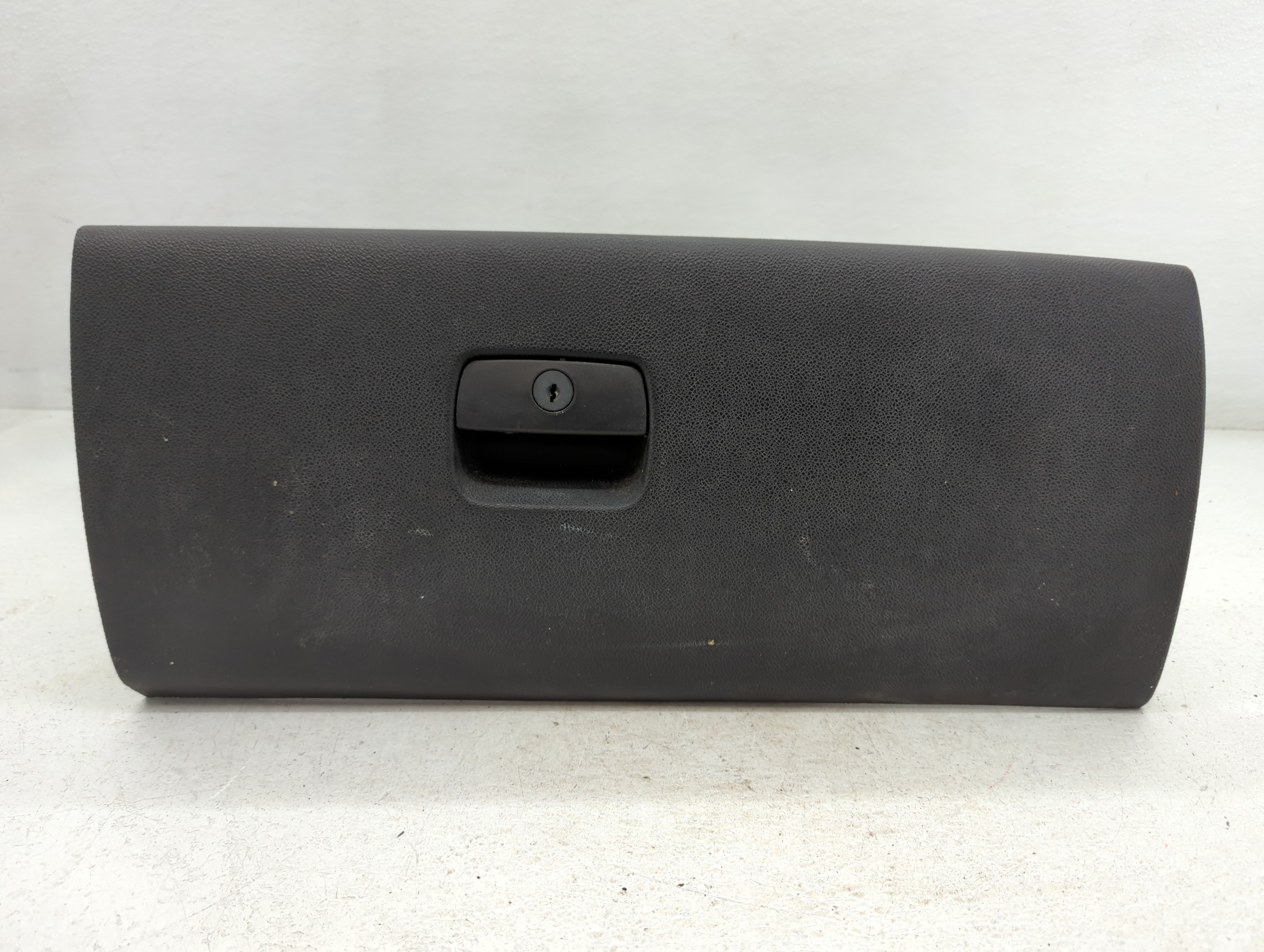 Picture of 2014 Chevrolet Tahoe Passenger Glove Box Door Storage Compartment Ebony 778048