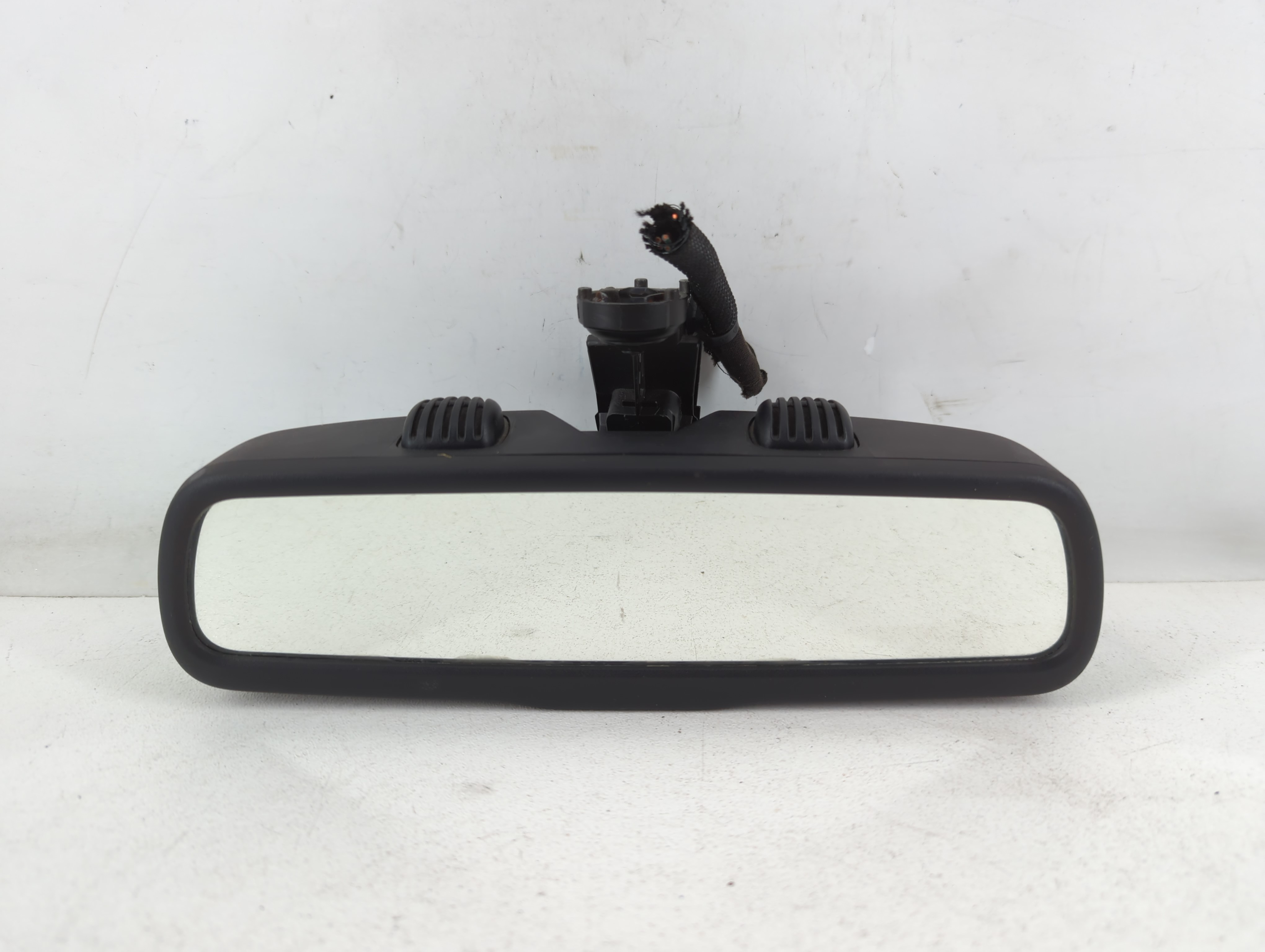 2014-2017 Jeep Cherokee Interior Rear View Mirror Oem 778072 - Oemusedautoparts1.com