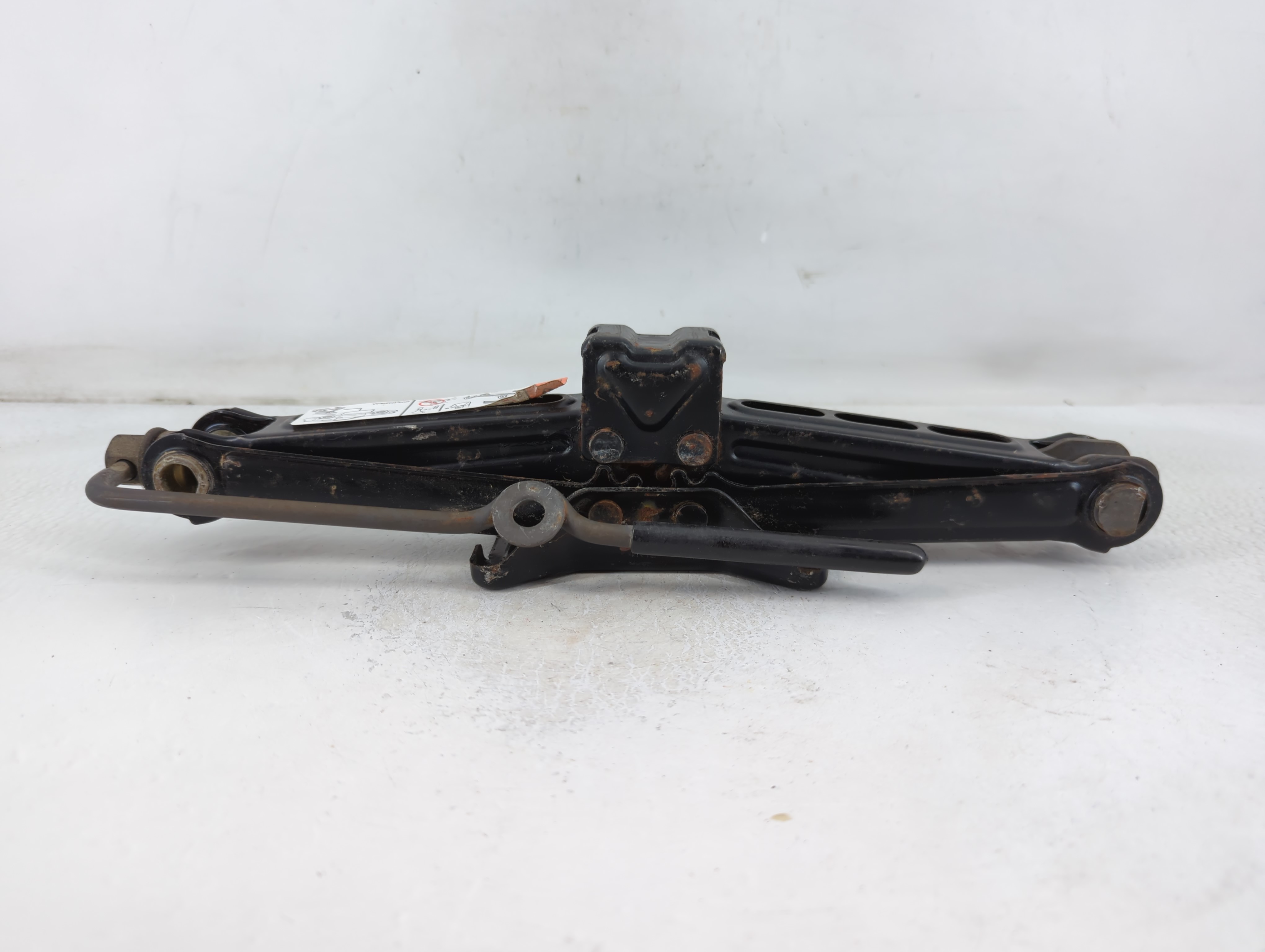 Picture of 2005 Ford Mustang Spare Scissor Car Jack 778185